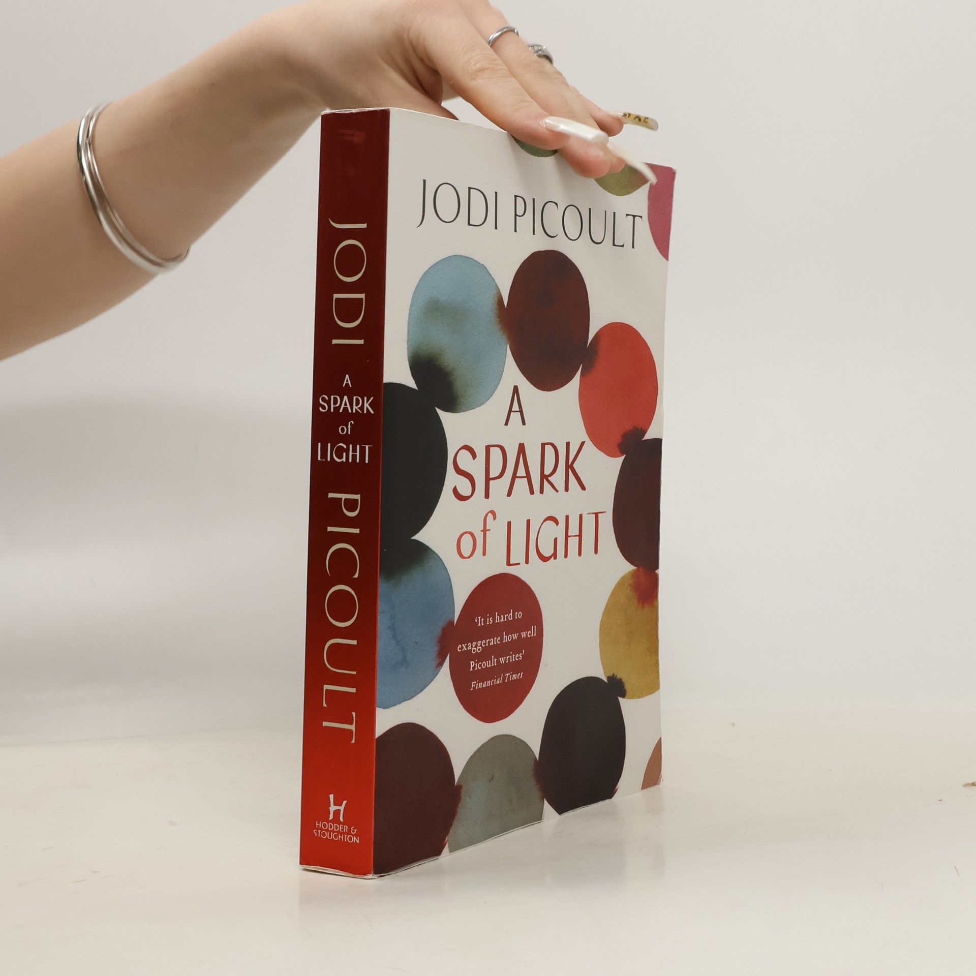 Jodi Picoult A spark of light