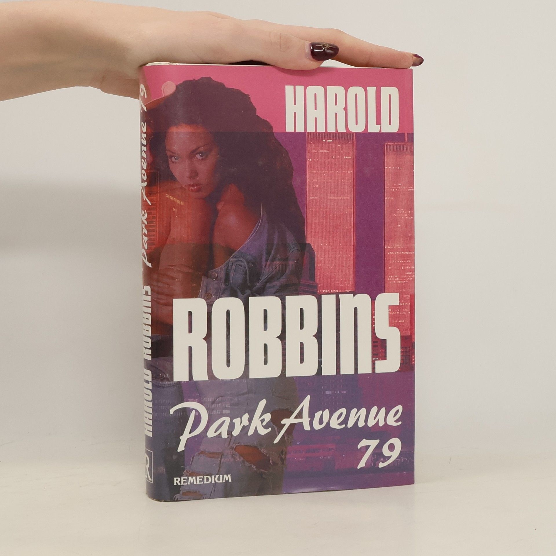 Harold Robbins Park Avenue 79