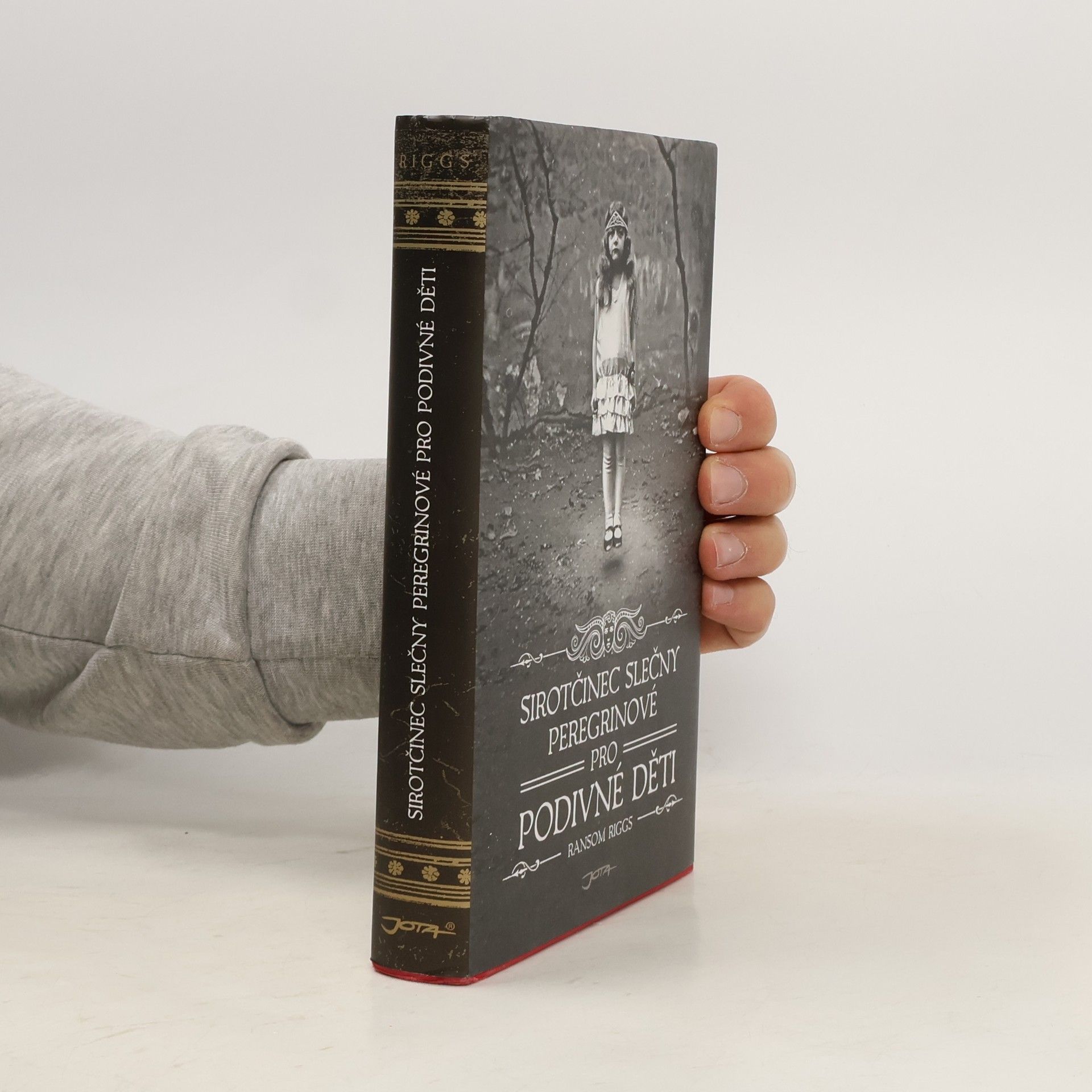 Ransom Riggs Sirotčinec slečny Peregrinové pro podivné děti