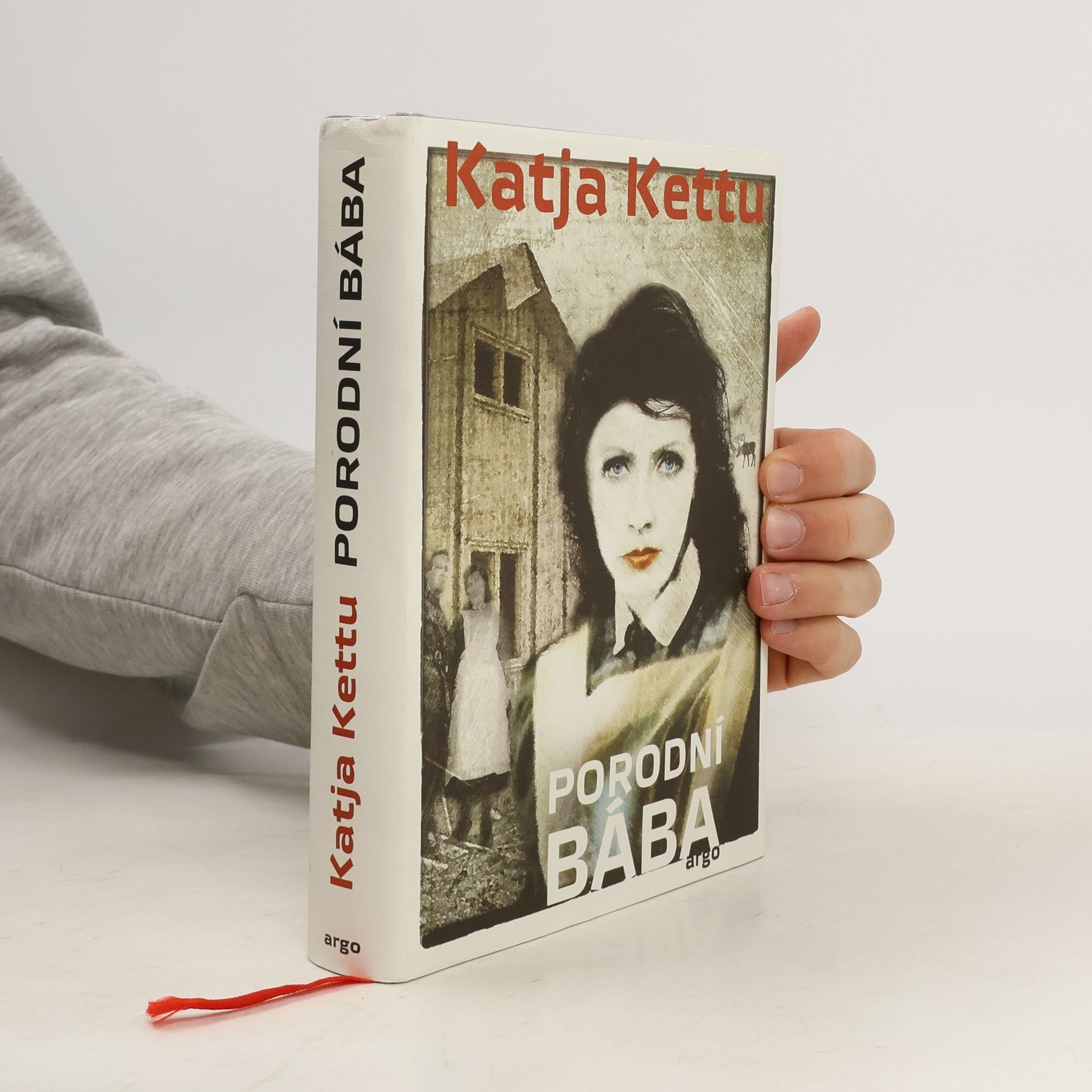 Katja Kettu Porodní bába