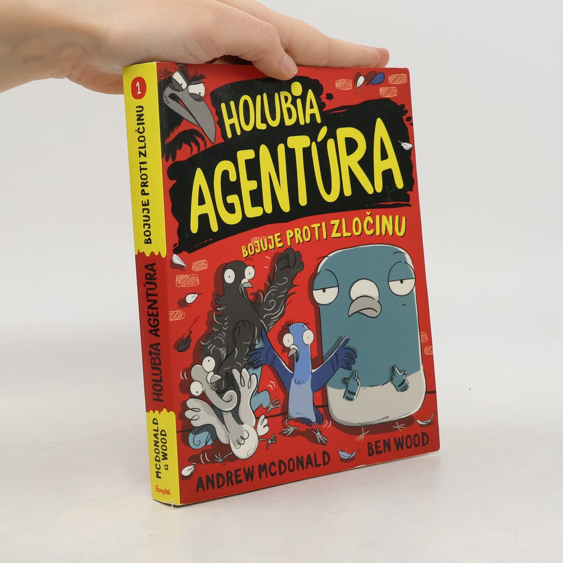 Andrew McDonald Holubia agentúra bojuje proti zločinu