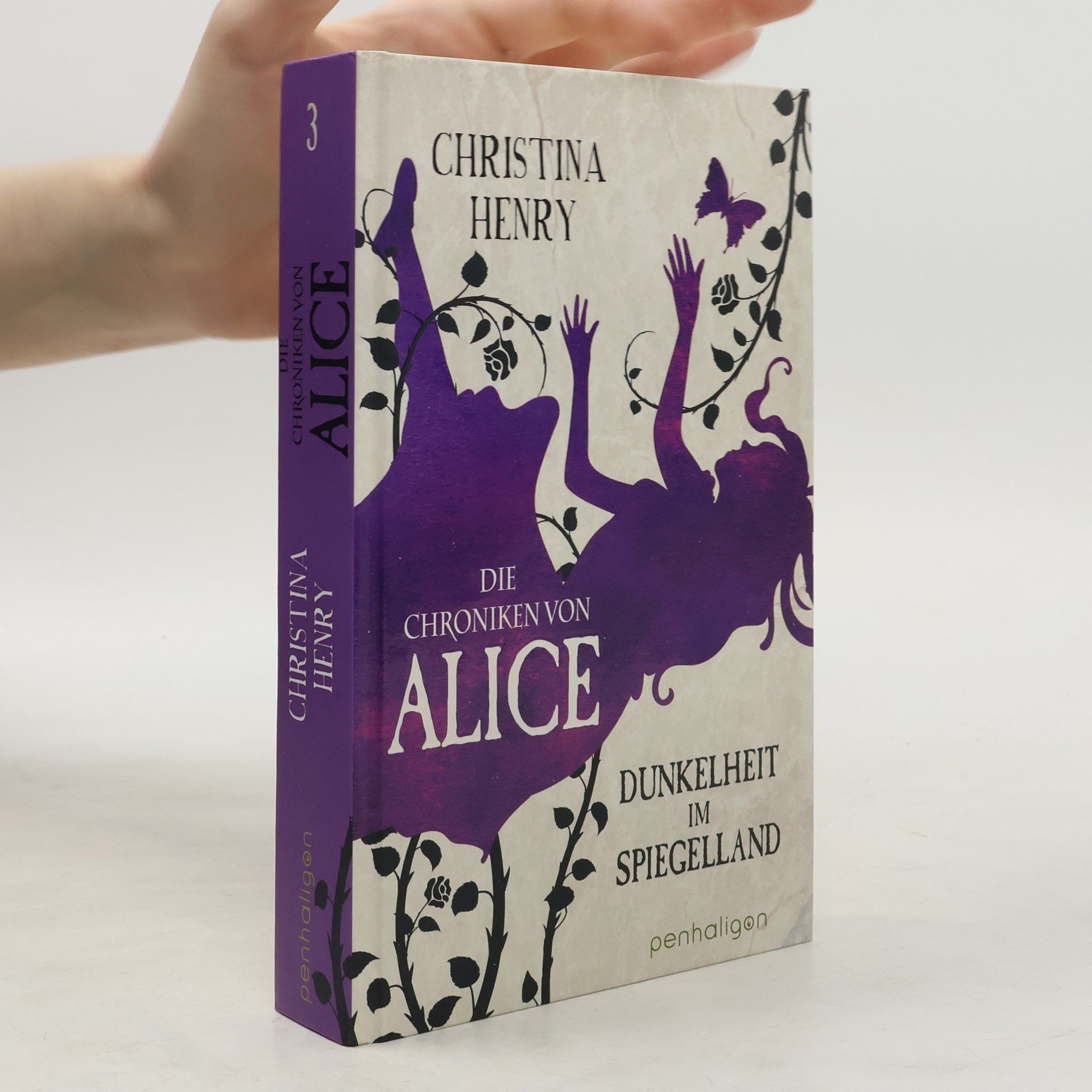 Christina Henry Die Chroniken von Alice. Dunkelheit im Spiegelland