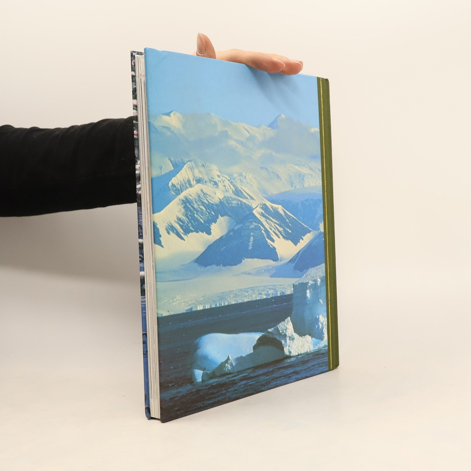 Steve Cox The Earth, Its Wonders, Its Secrets: Nature's Masterpieces