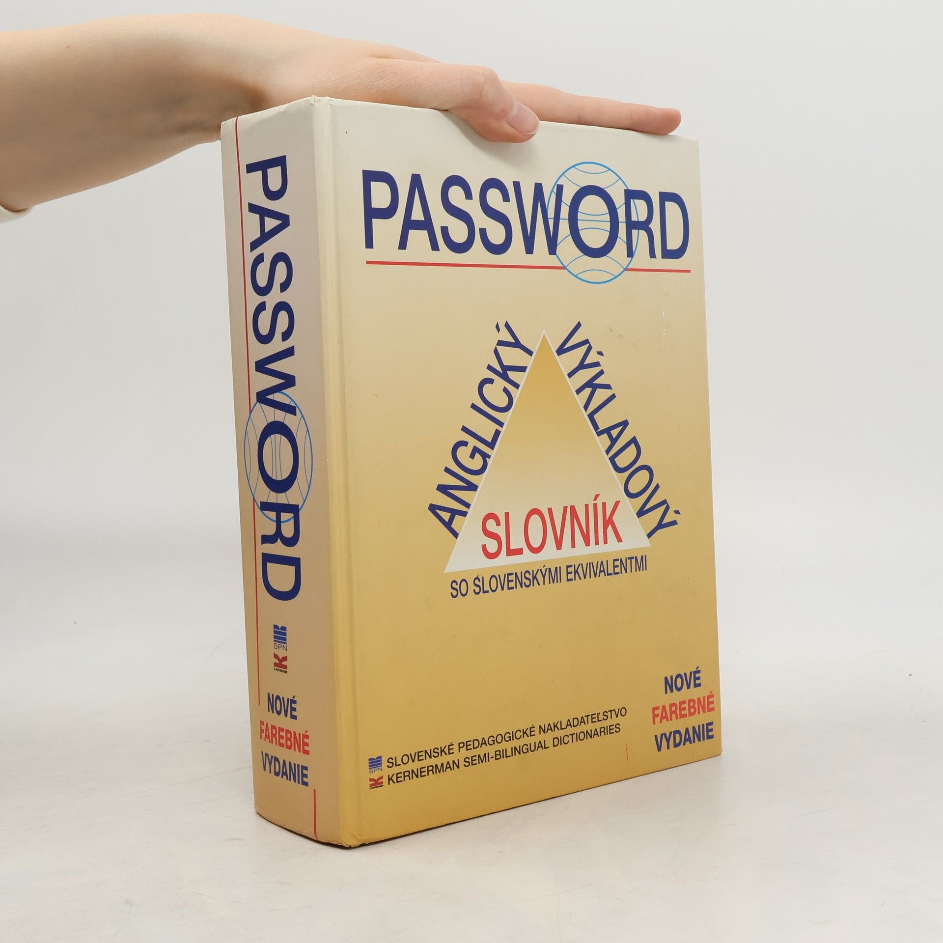 Andrea Cániková Password : anglický výkladový slovník so slovenskými ekvivalentmi