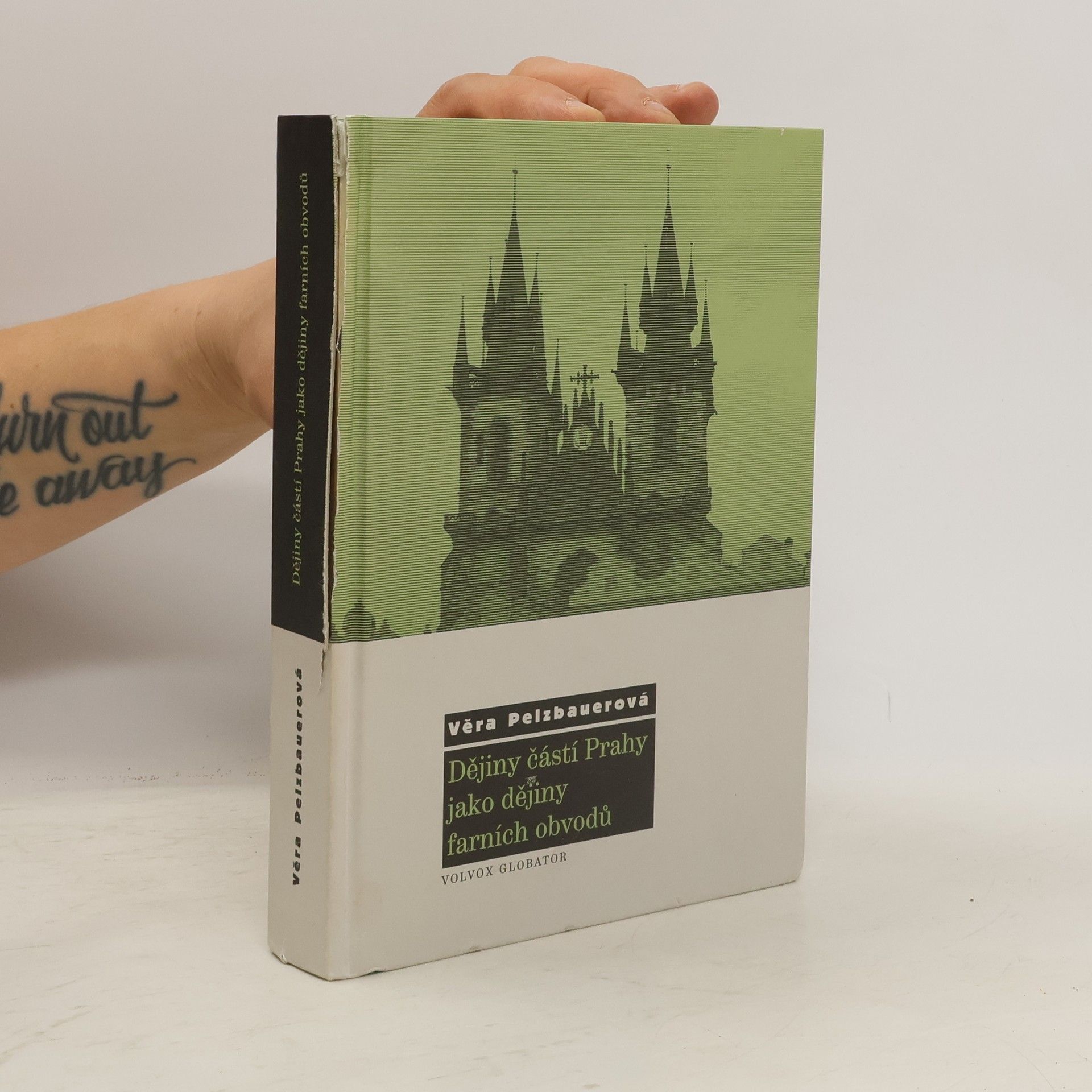 Věra Pelzbauerová Dějiny částí Prahy jako dějiny farních obvodů
