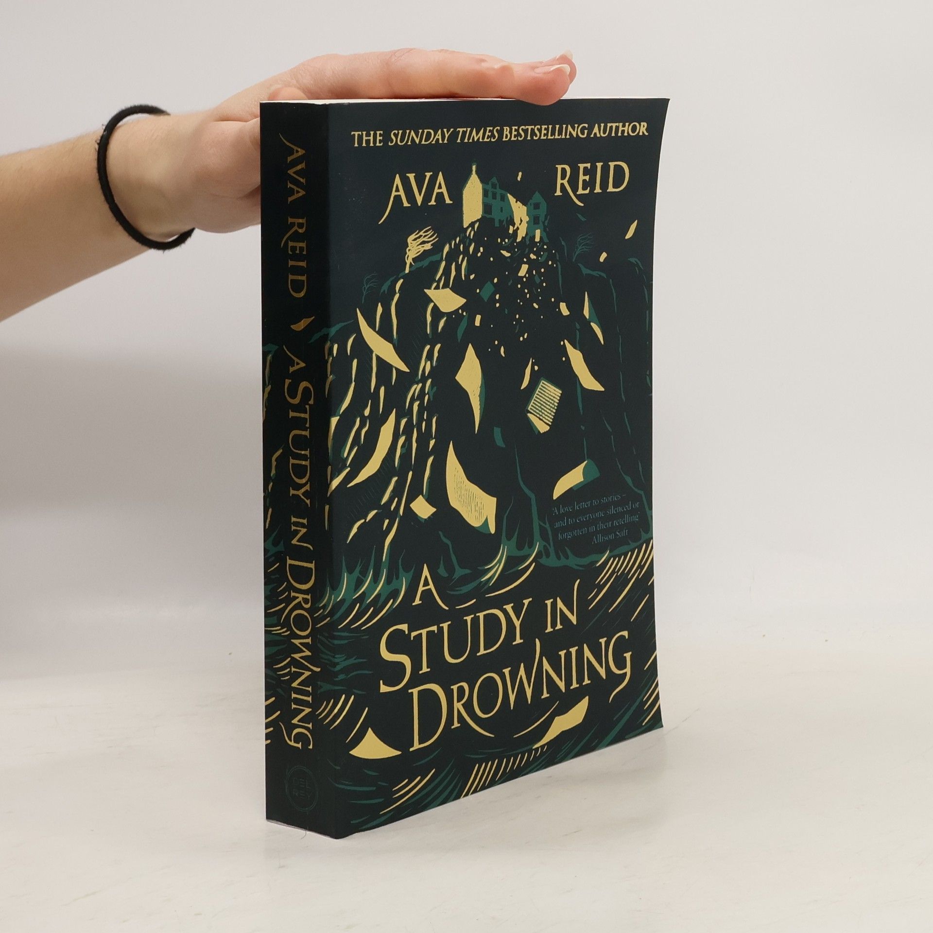 Ava Reid A Study in Drowning