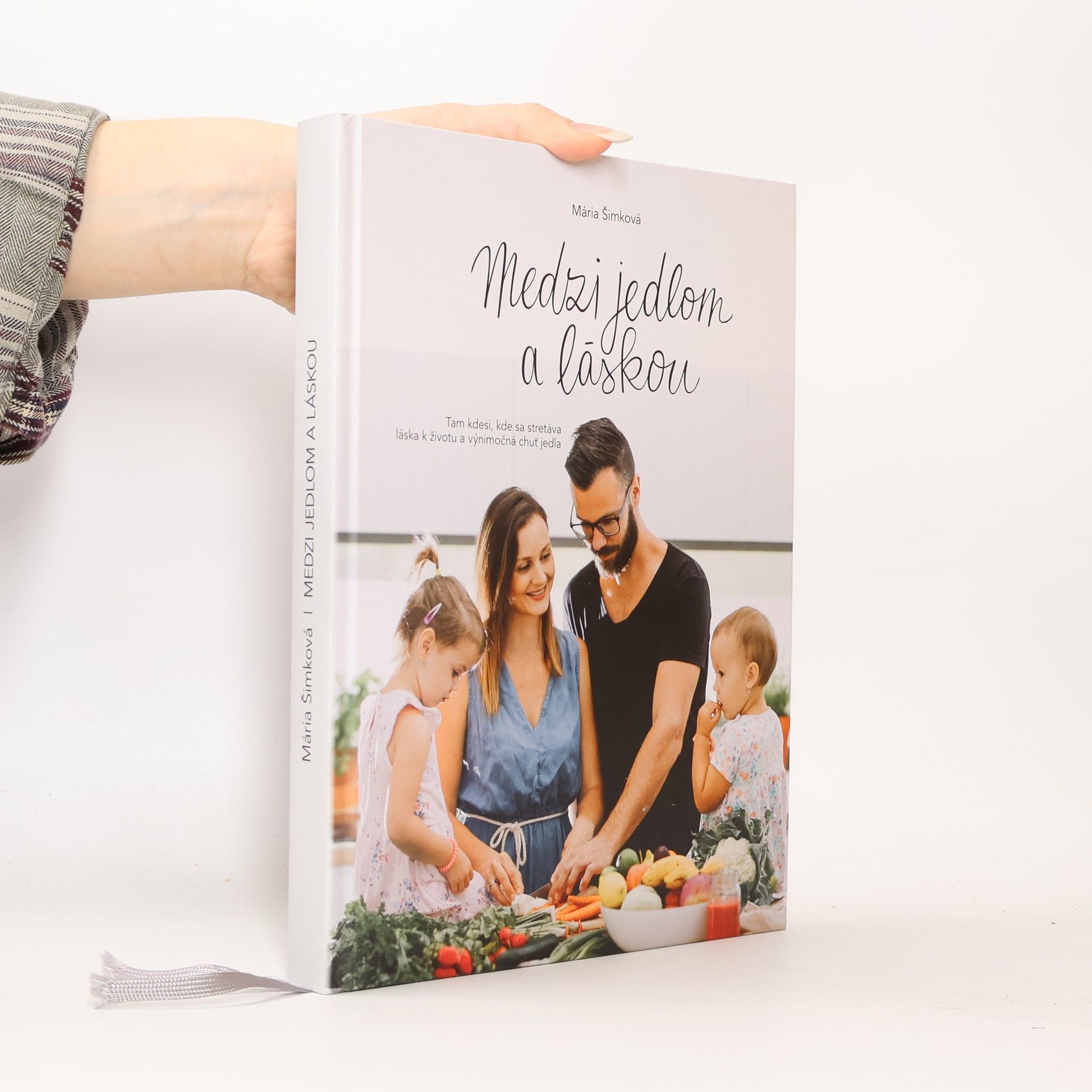 Medzi jedlom a láskou