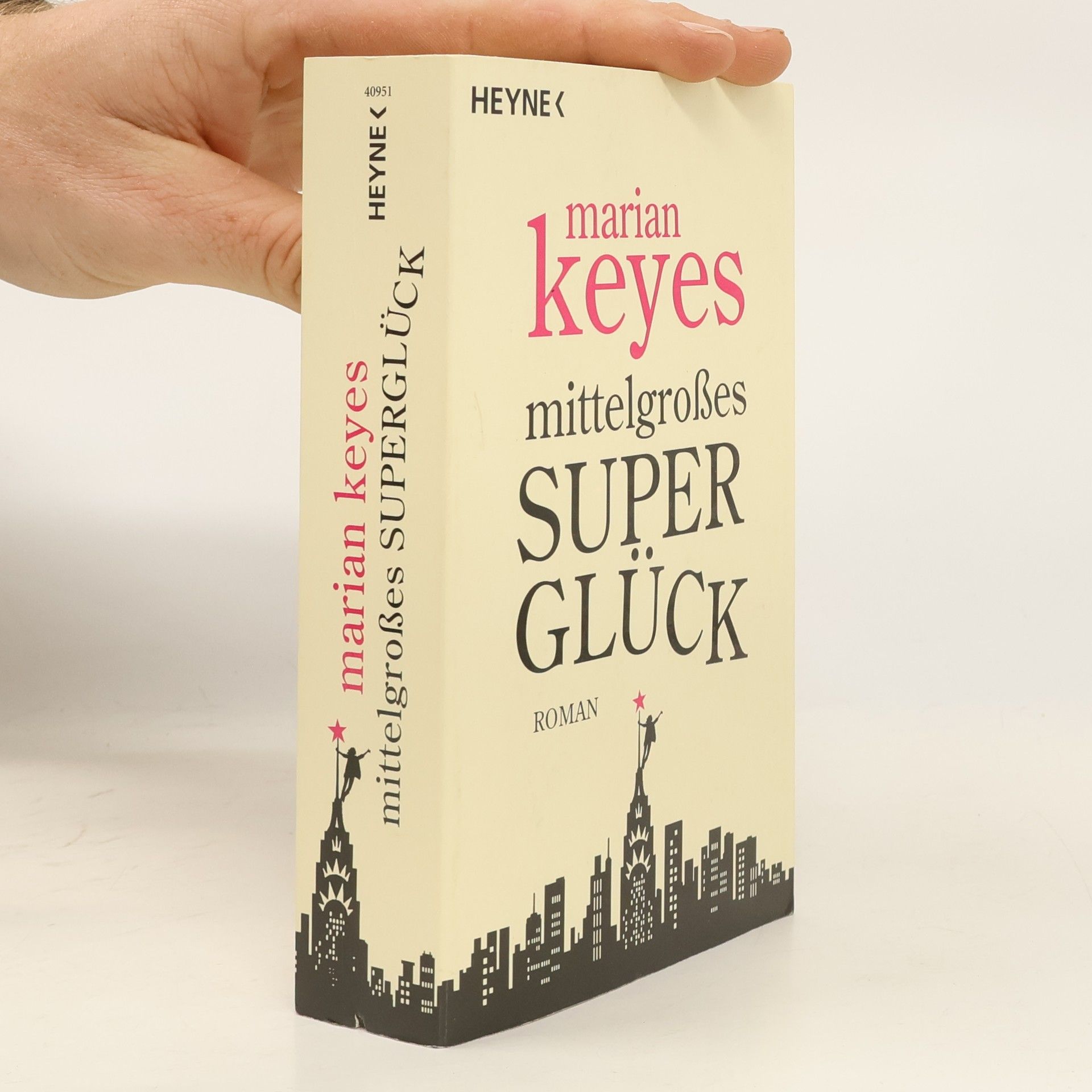 Marian Keyes Mittelgroßes Superglück