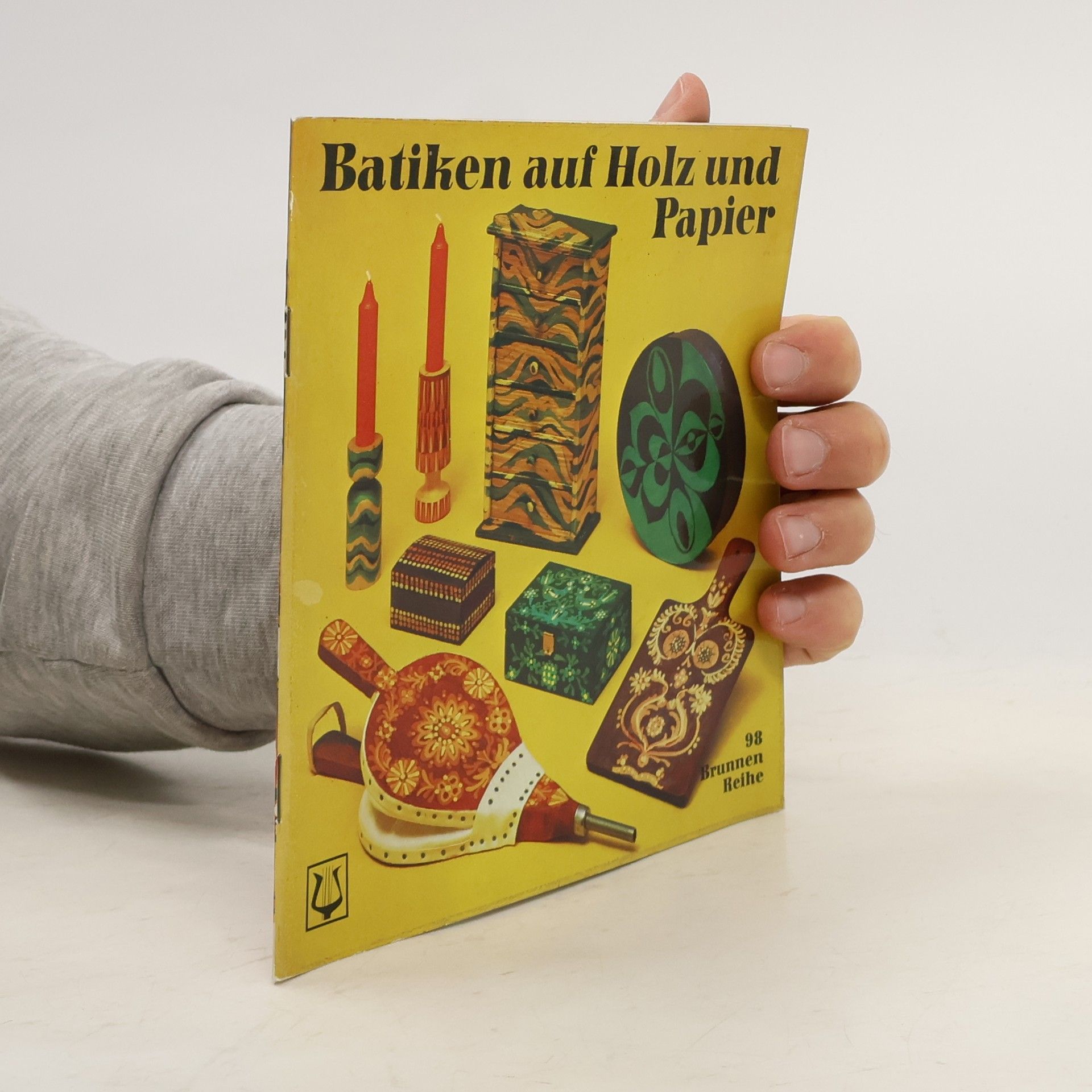 Elisabeth Hammer Batiken auf Holz und Papier