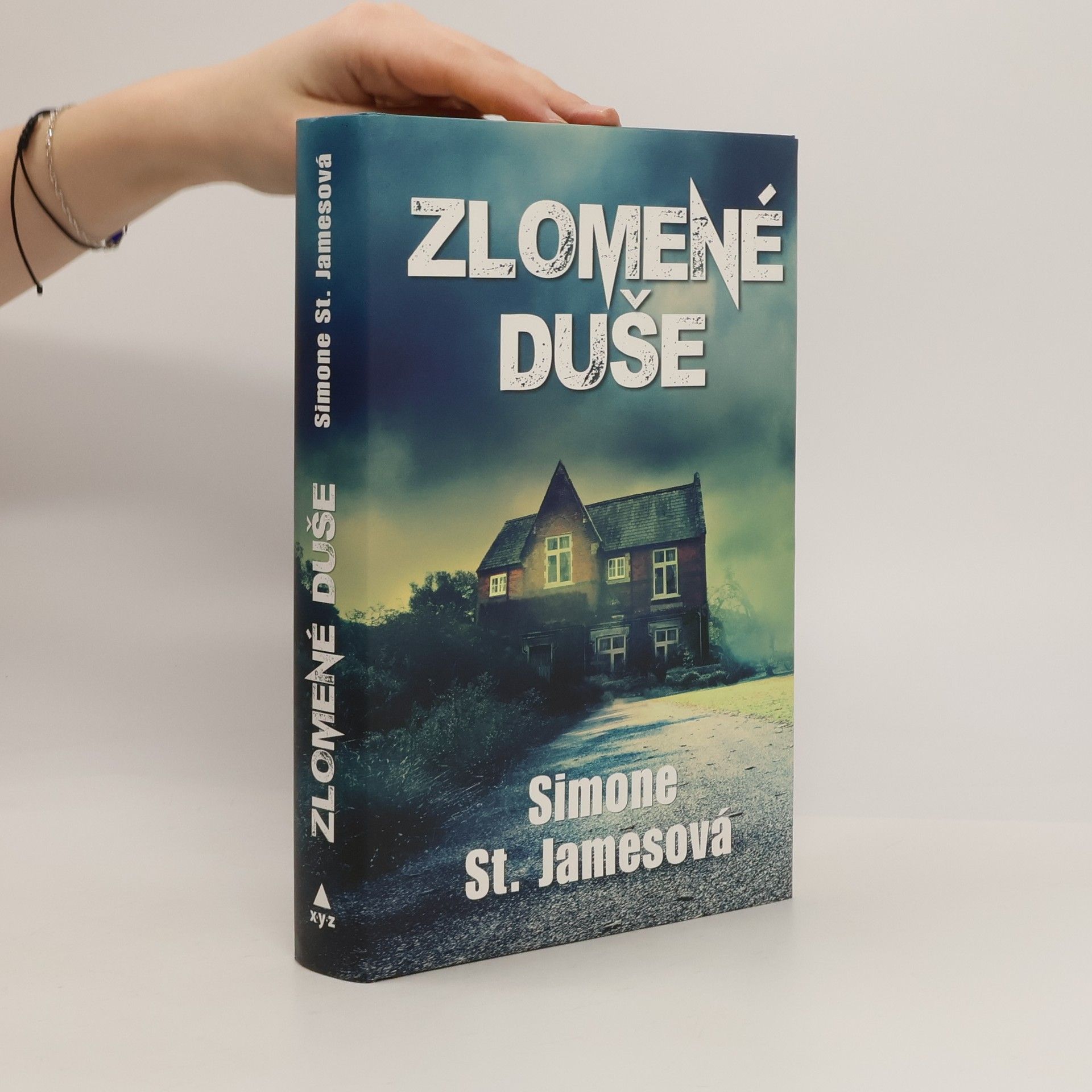 Simone St. James Zlomené duše