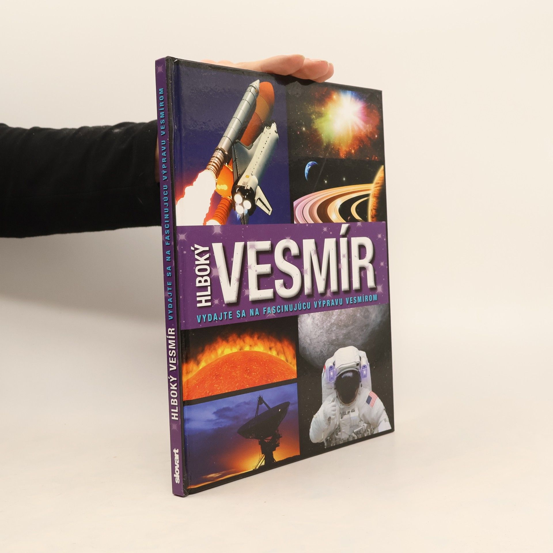 Collectif d'auteurs Hlboký vesmír