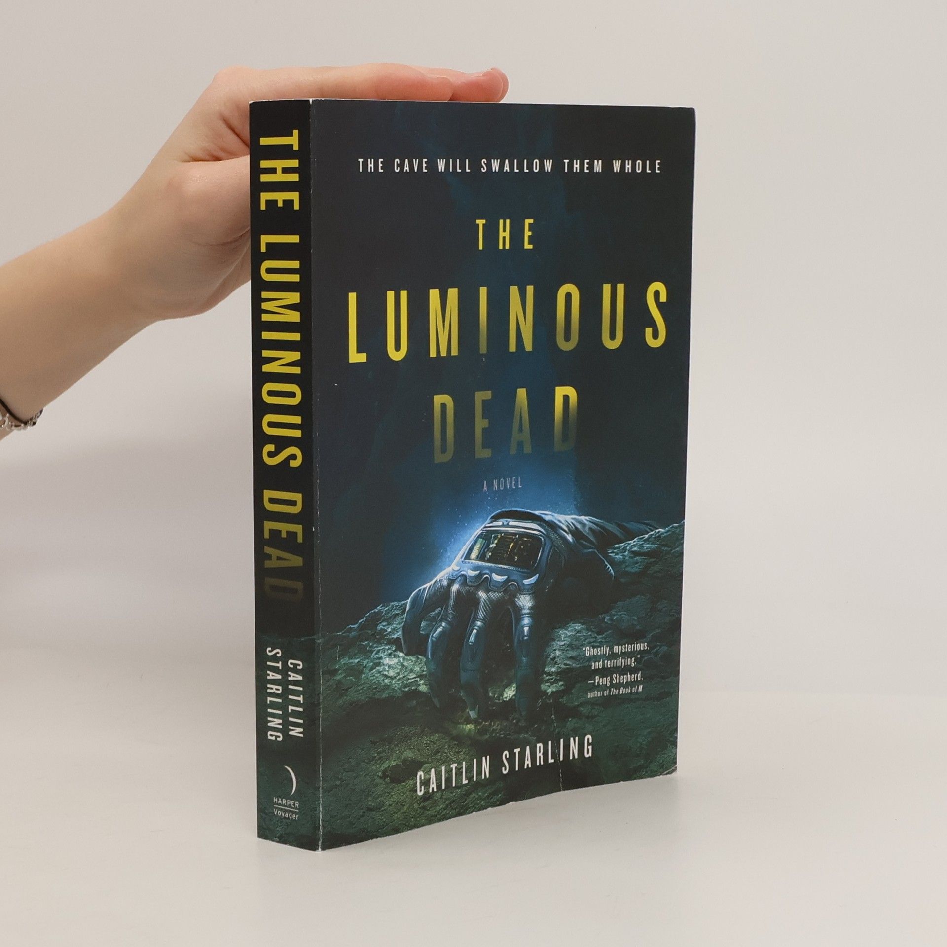 Caitlin Starling The Luminous Dead