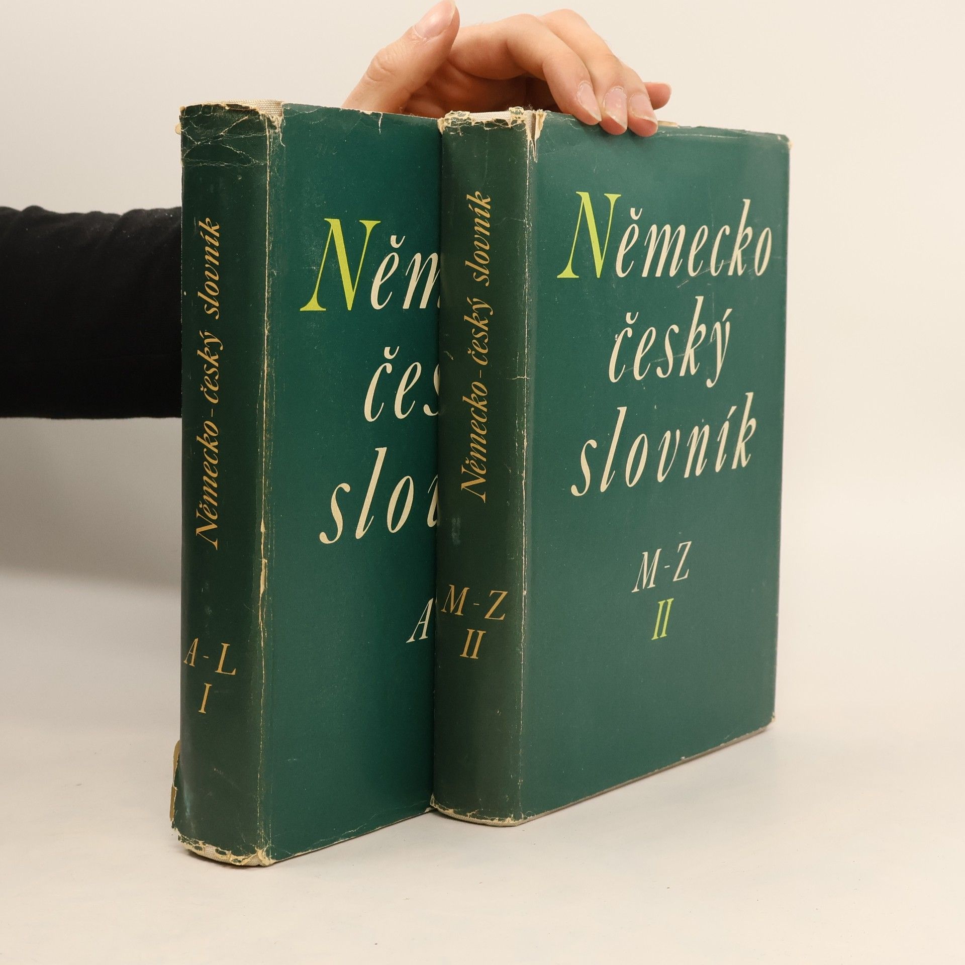 Hugo Siebenschein Německo - český slovník I. a II. díl