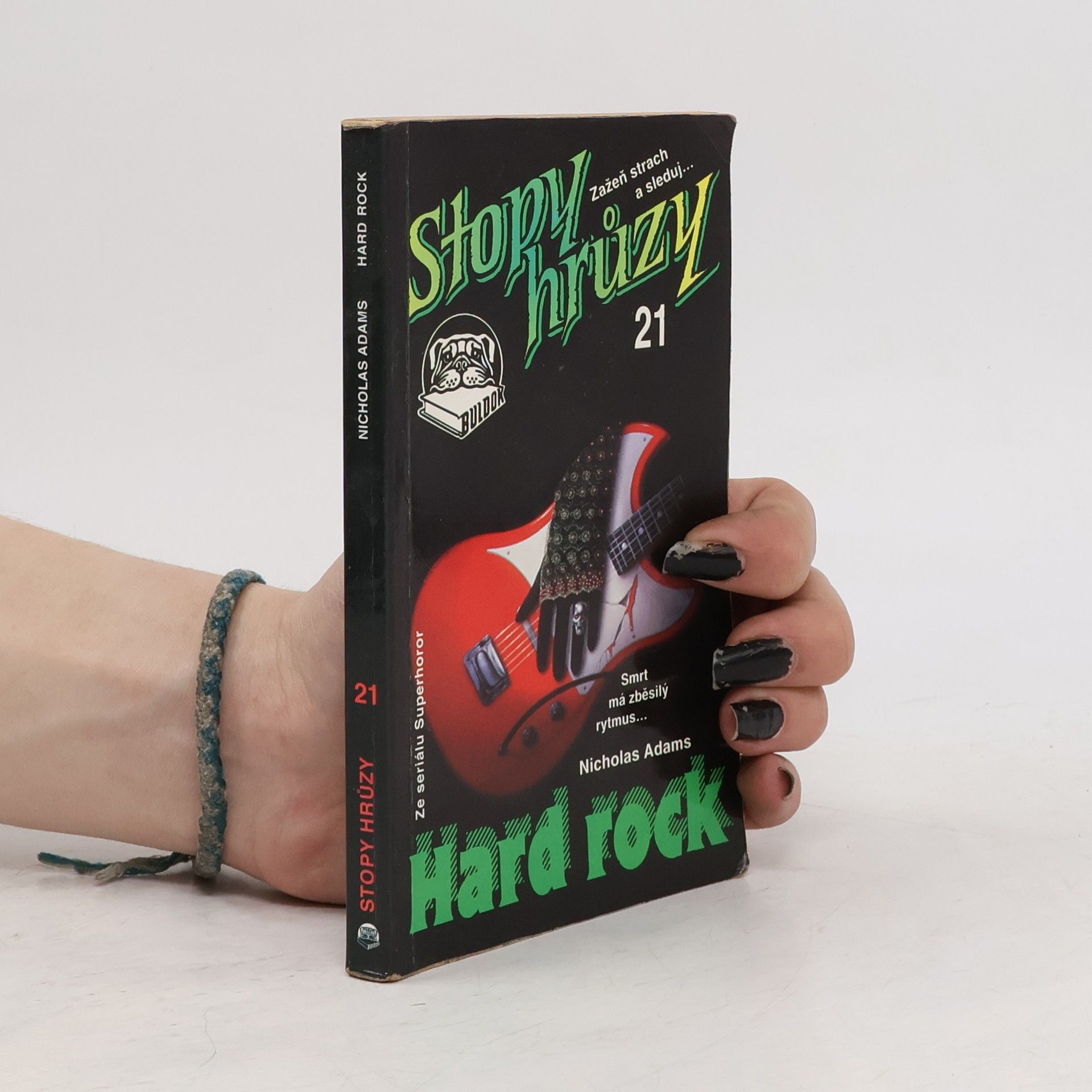 James D. MacDonald Hard rock. Stopy hrůzy 21