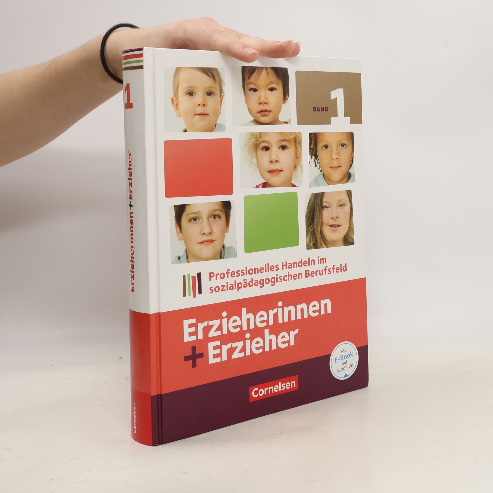 Autores varios Erzieherinnen + Erzieher 01 Fachbuch