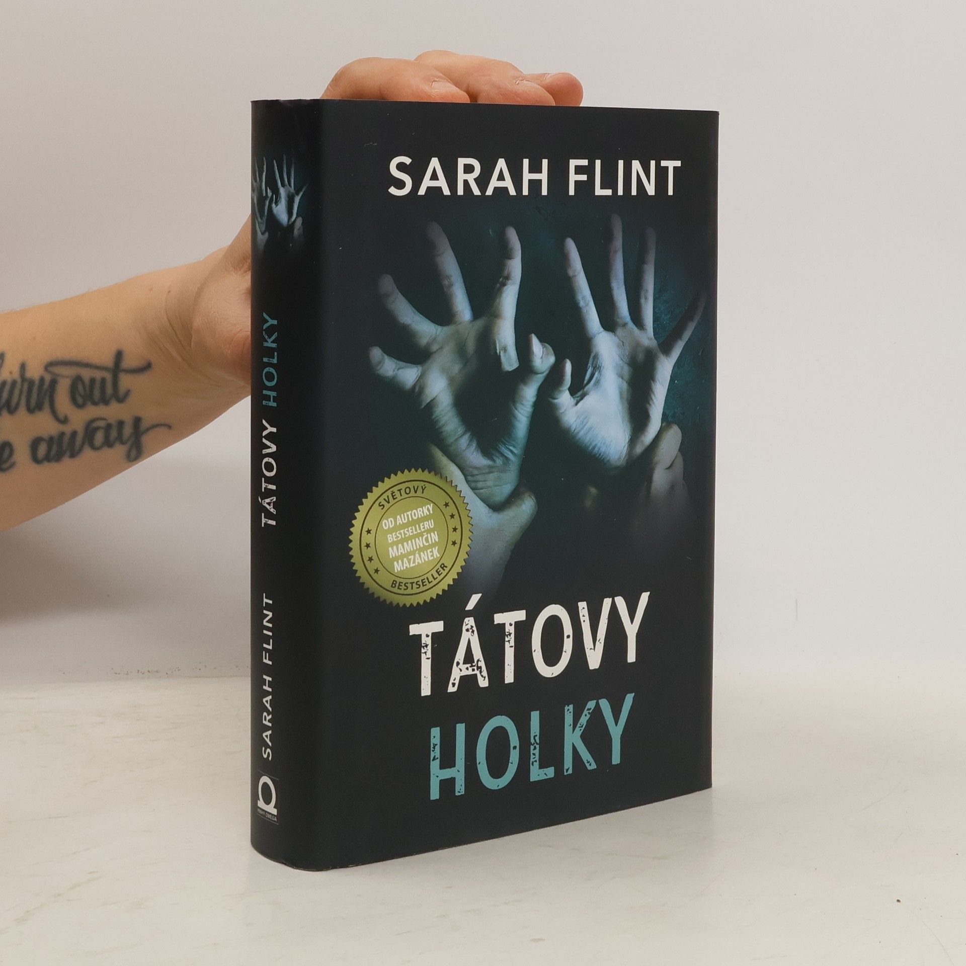 Sarah Flint Tátovy holky