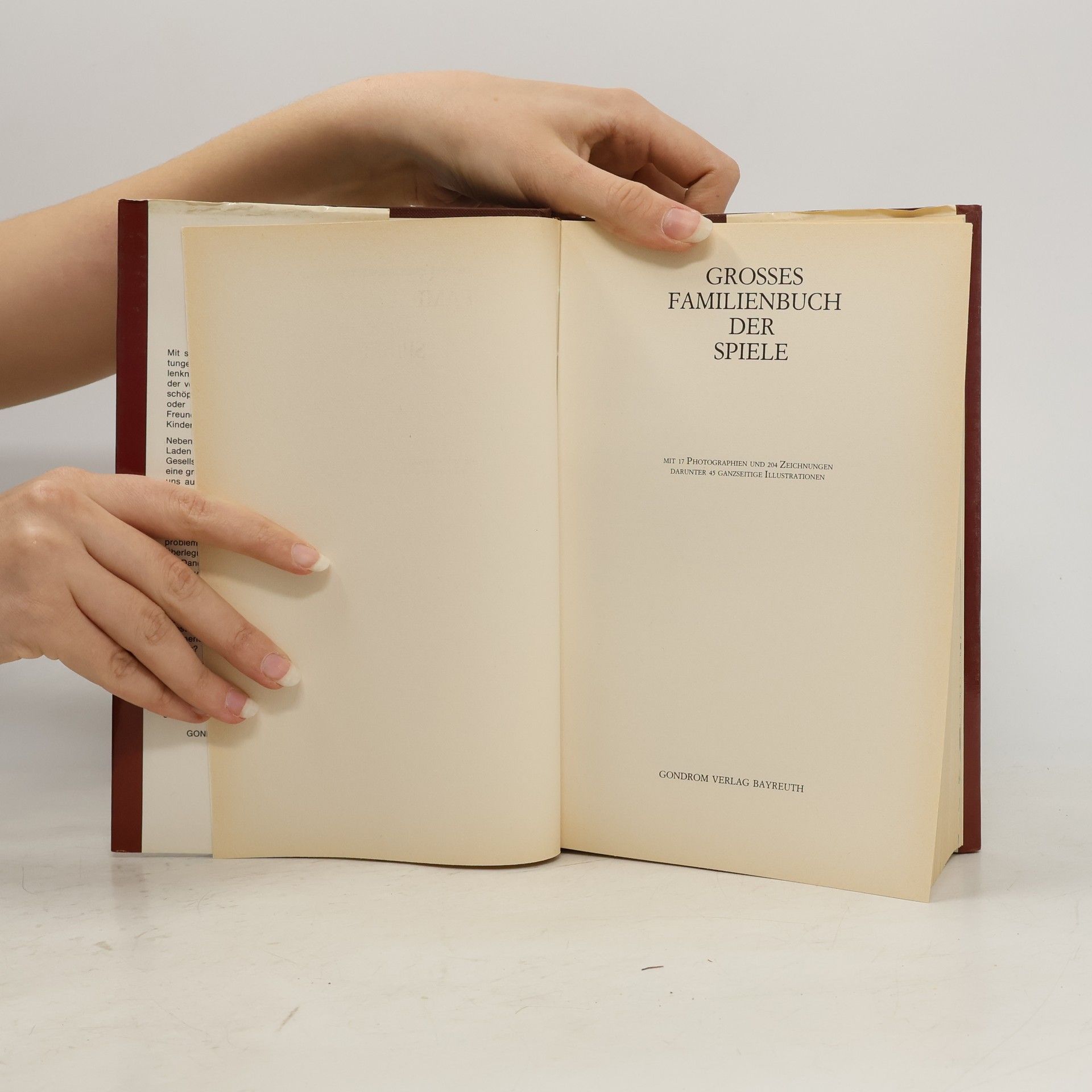 Collectif d'auteurs Grosses Familienbuch der Spiele