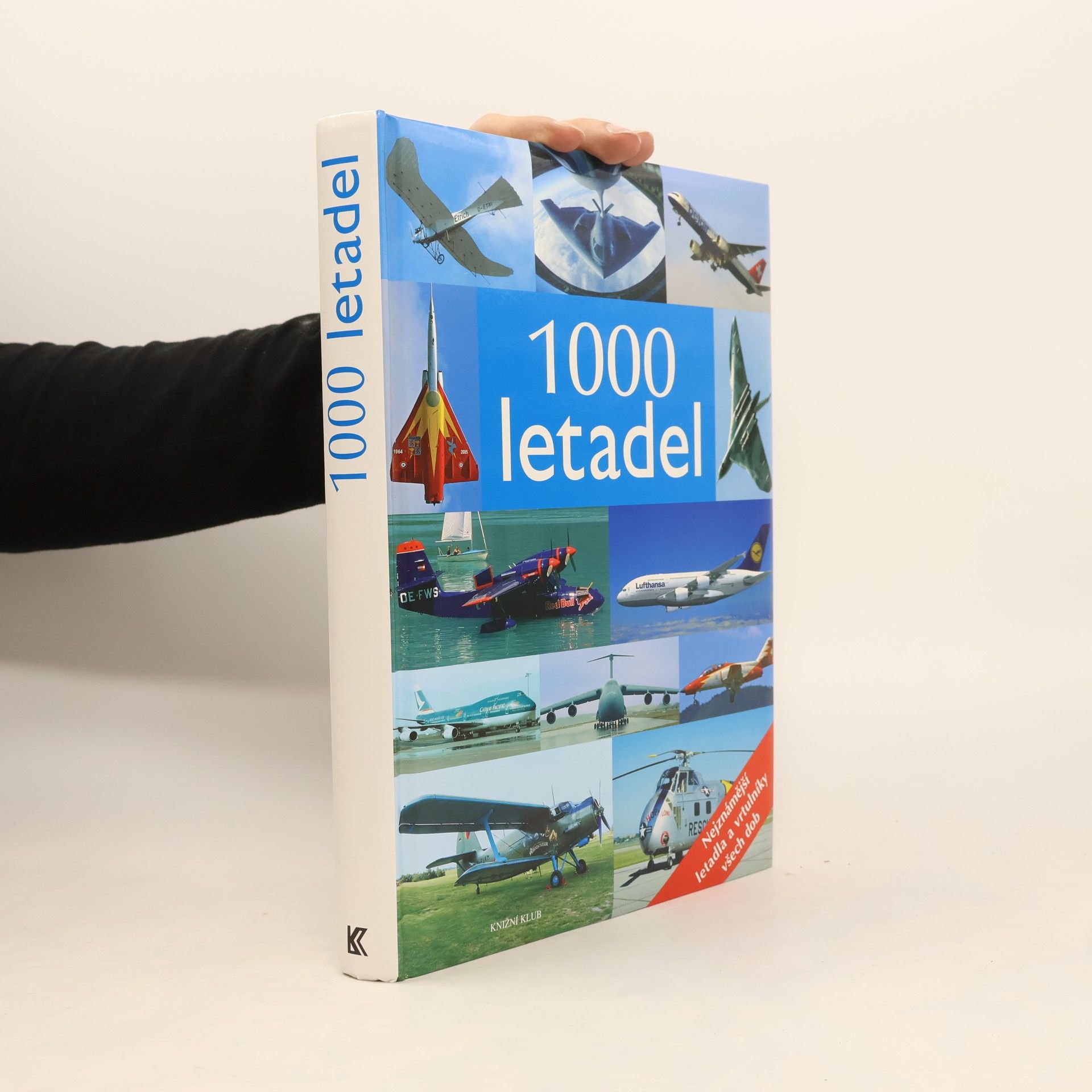 Various authors 1000 letadel