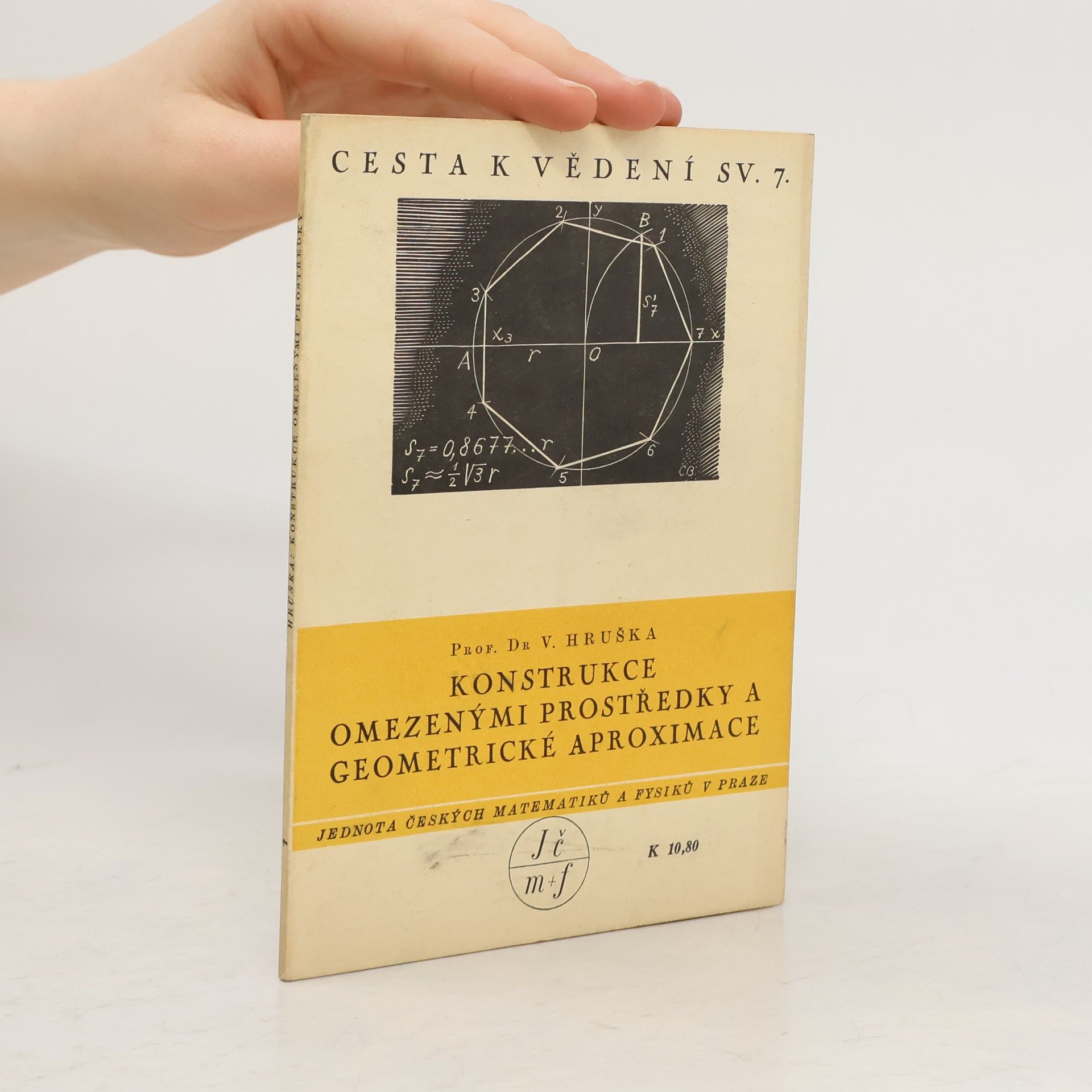 Konstrukce omezenými prostředky a geometrické aproximace