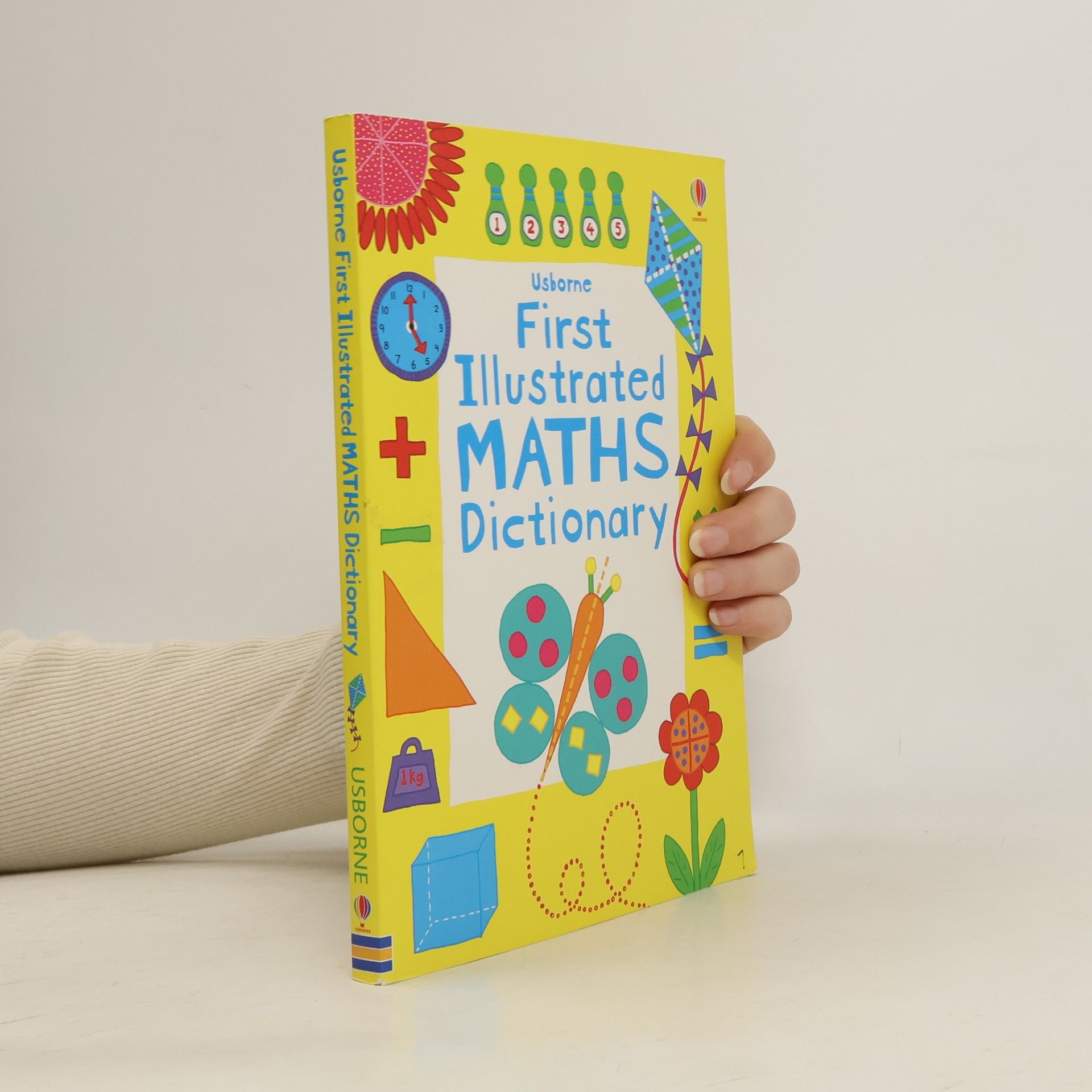 Usborne first illustrated maths dictionary