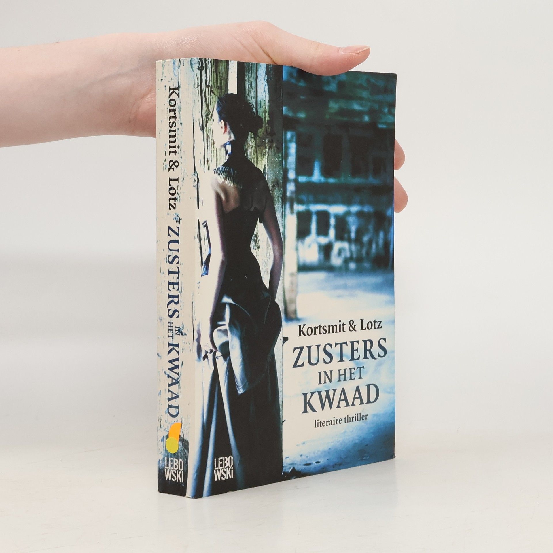 Simone Kortsmit Zusters in het Kwaad