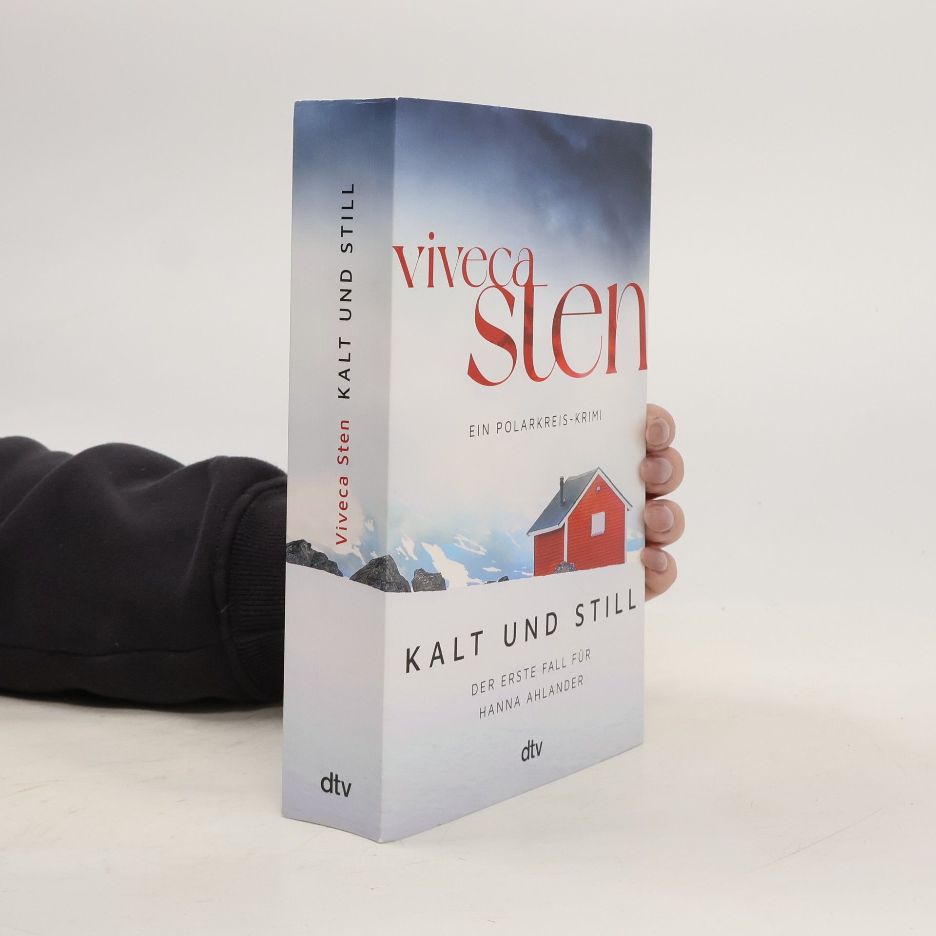 Viveca Stenová Kalt und still