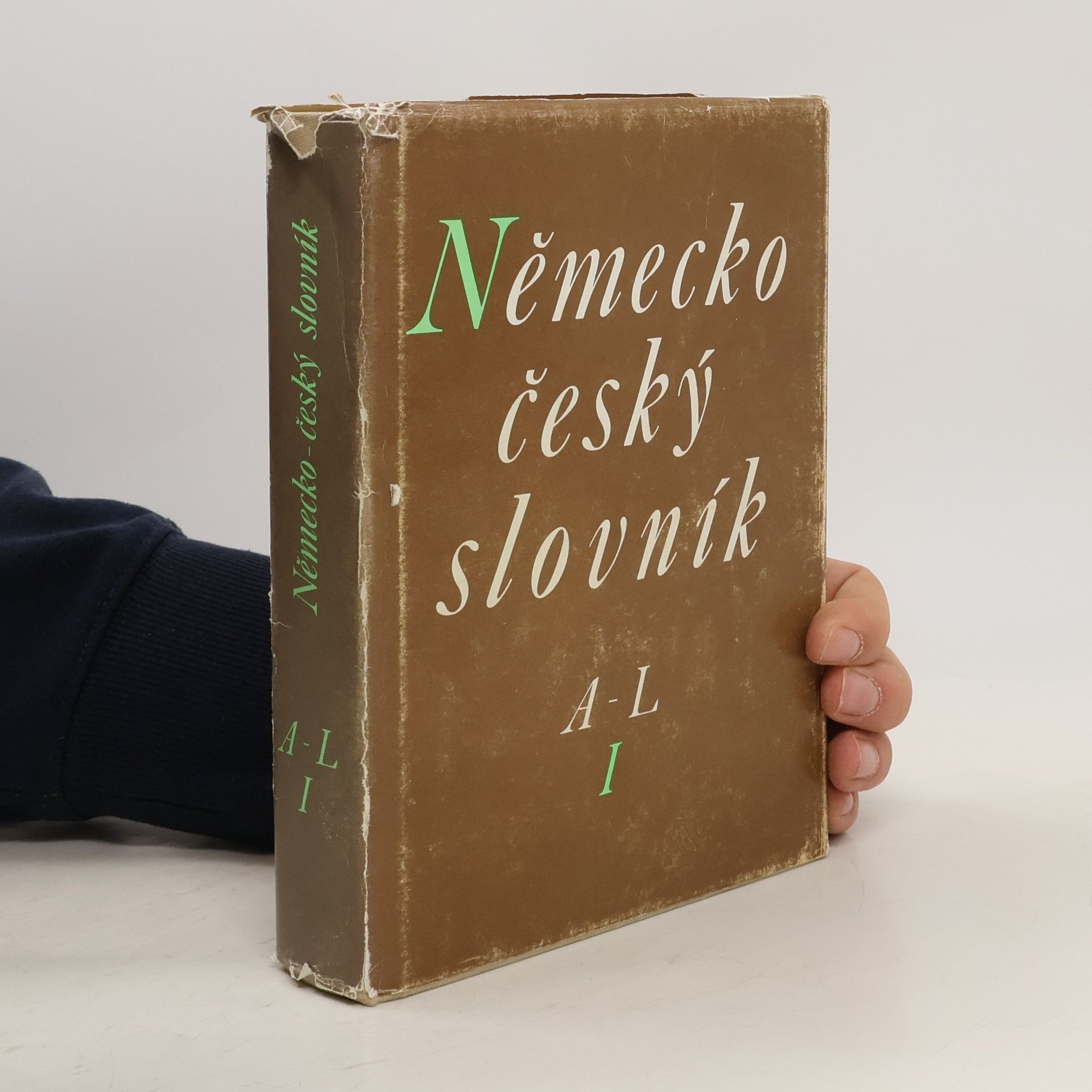 Hugo Siebenschein Německo-český slovník. A-L. 1. díl
