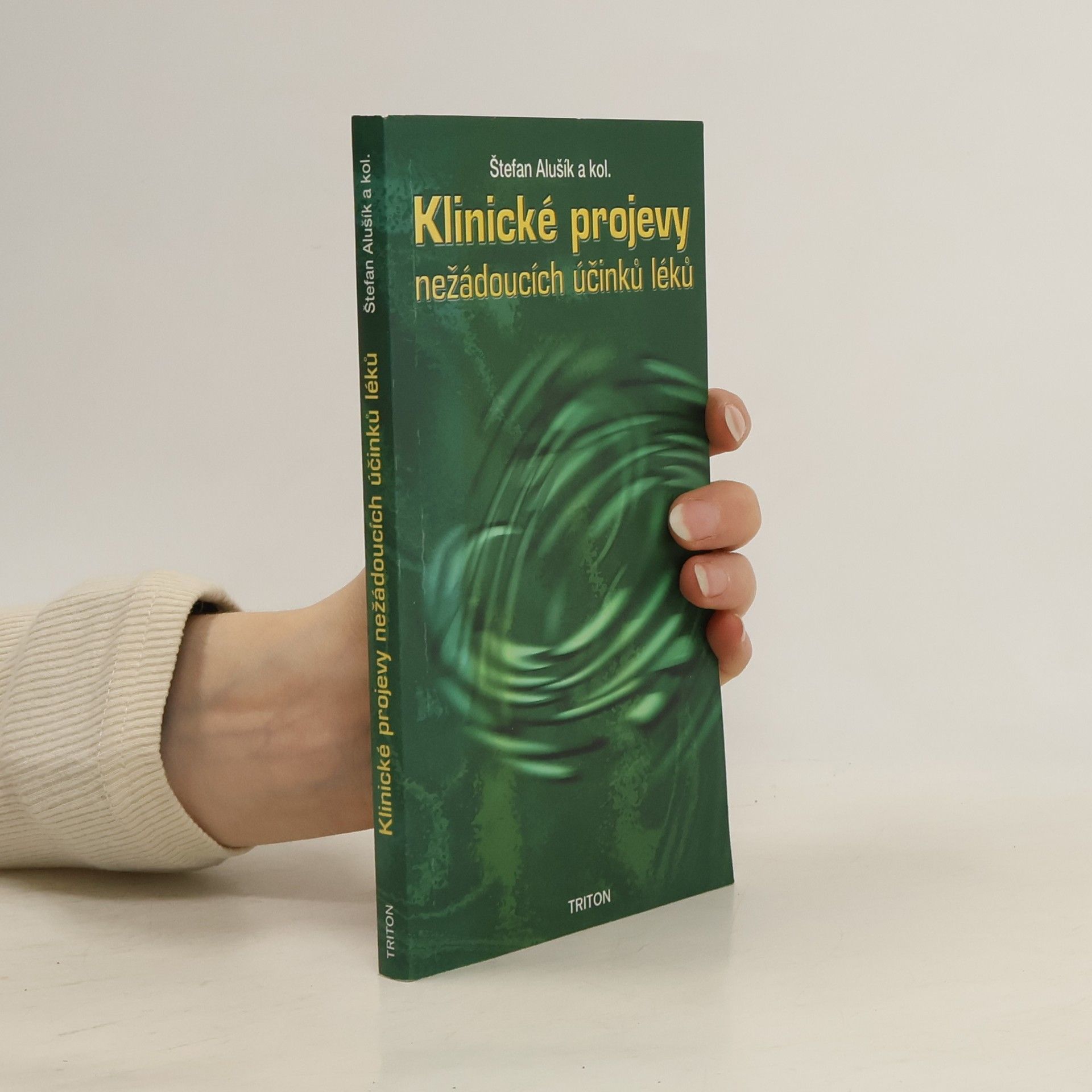 Štefan Alušík Klinické projevy nežádoucích účinků léků