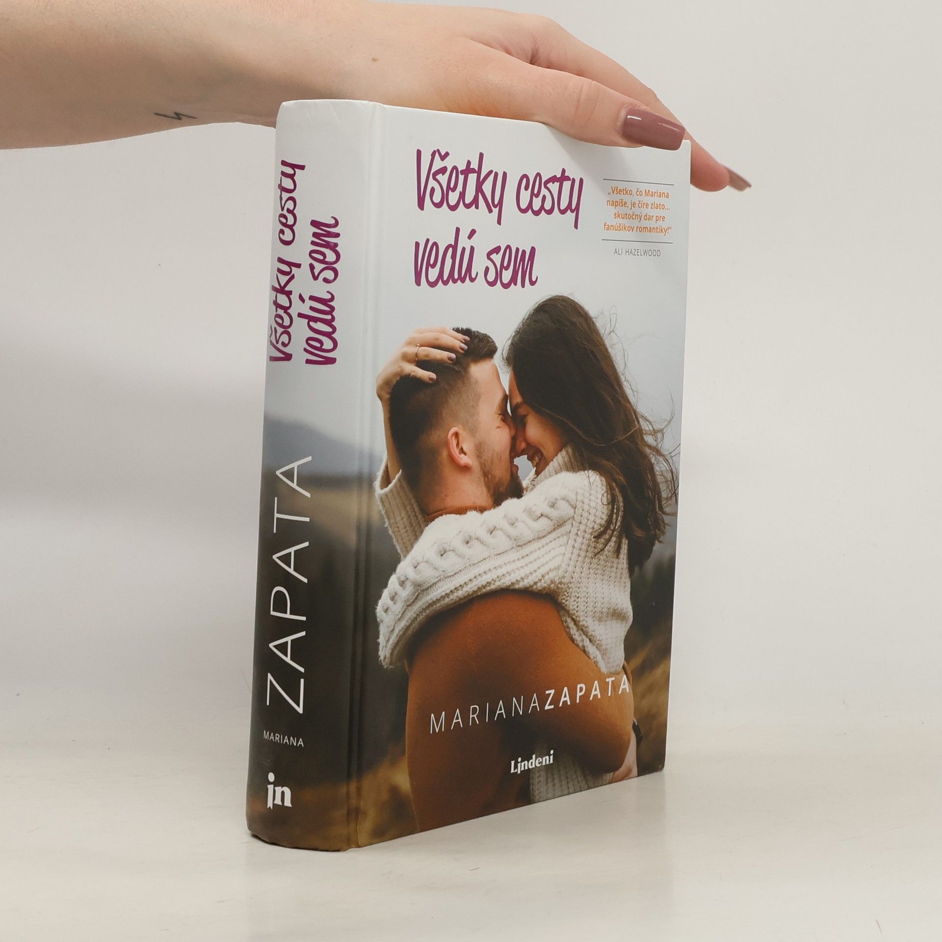 Mariana Zapata Všetky cesty vedú sem