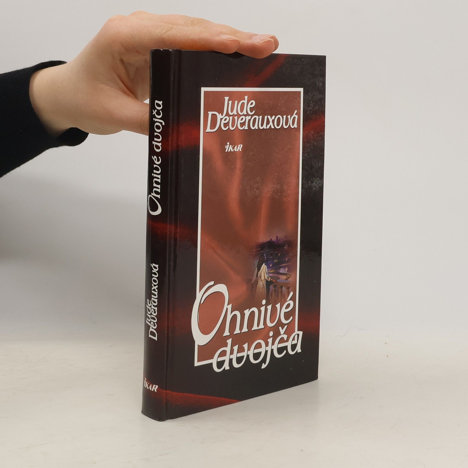 Jude Deveraux Ohnivé dvojča