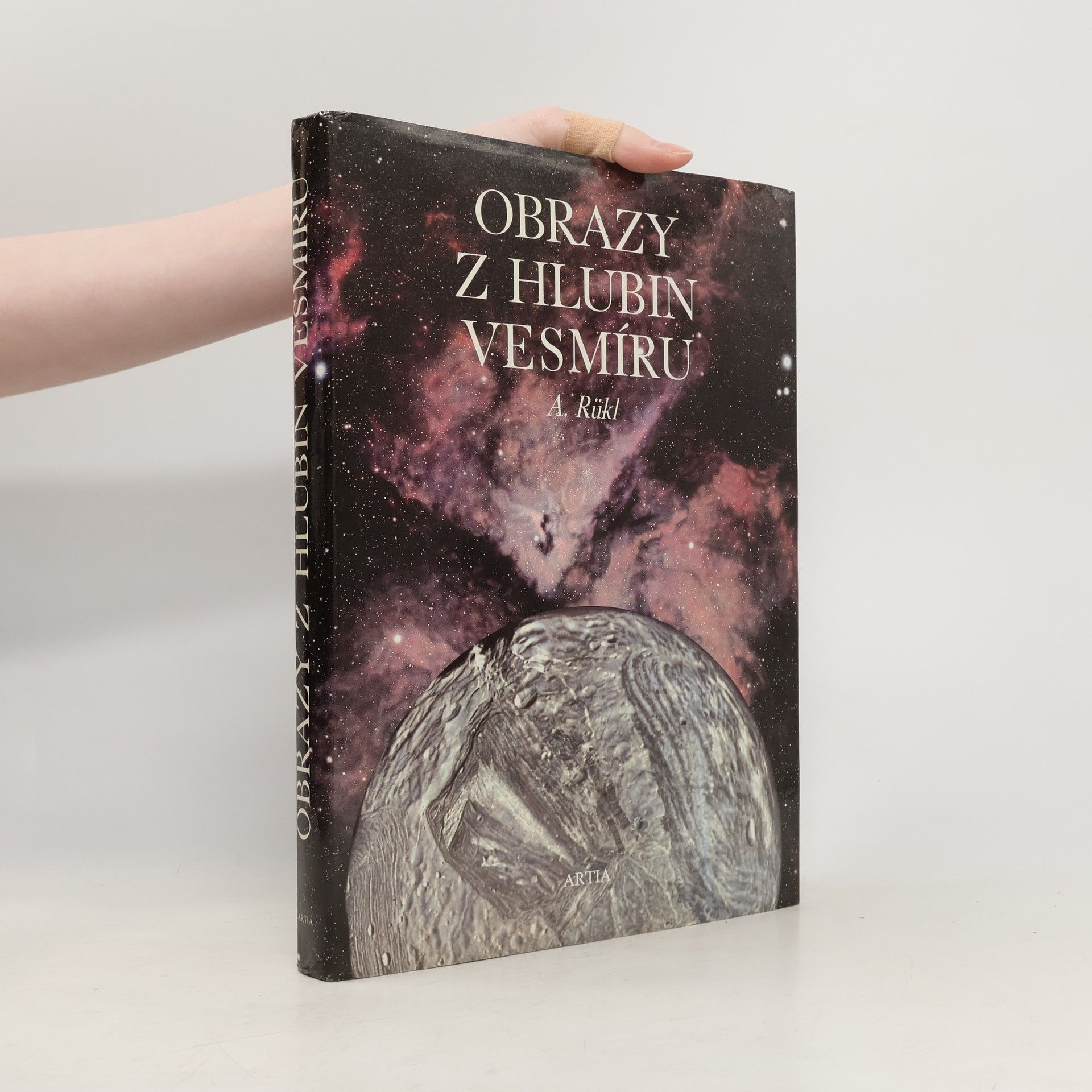 Antonín Rükl Obrazy z hlubin vesmíru