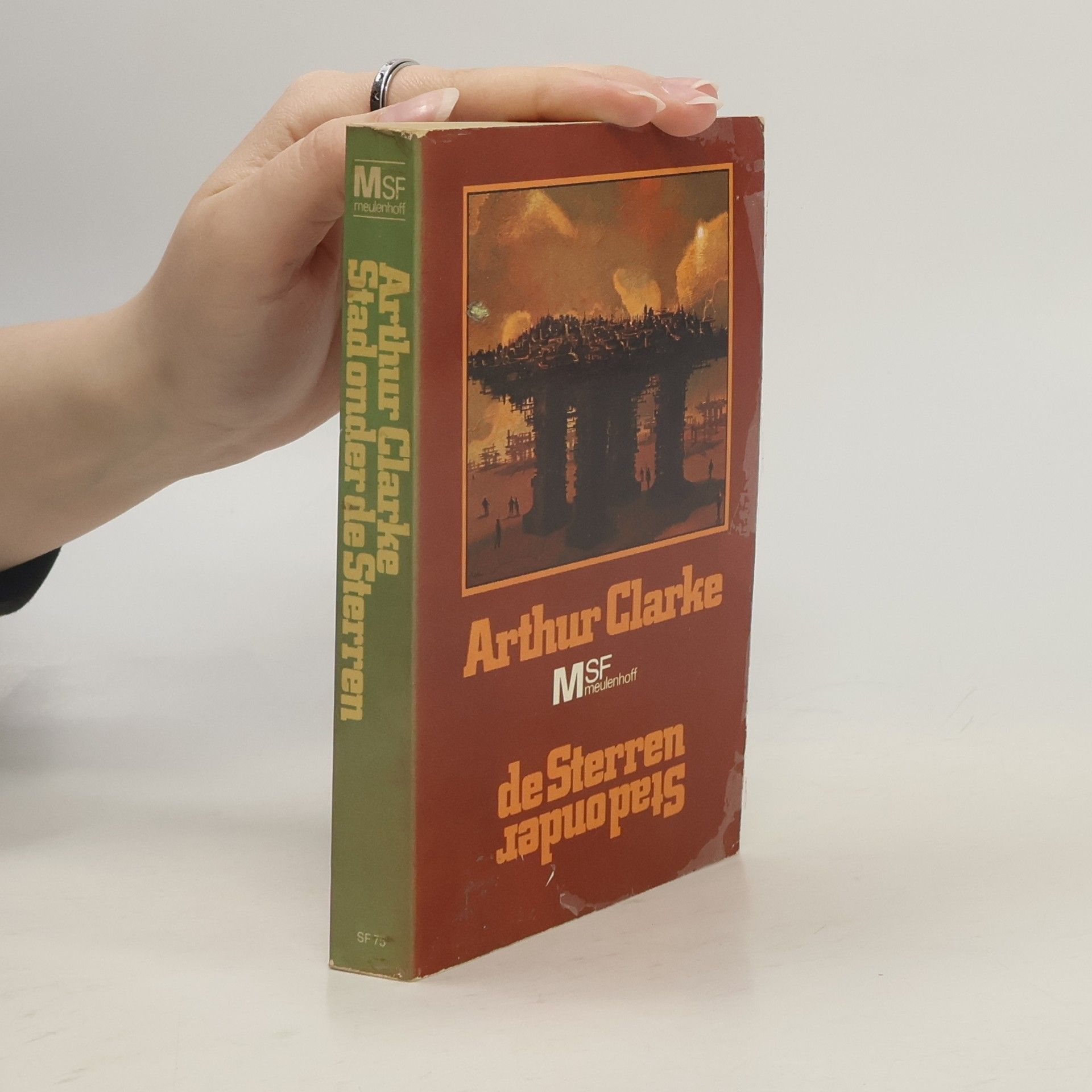Arthur Charles Clarke Stad onder de sterren
