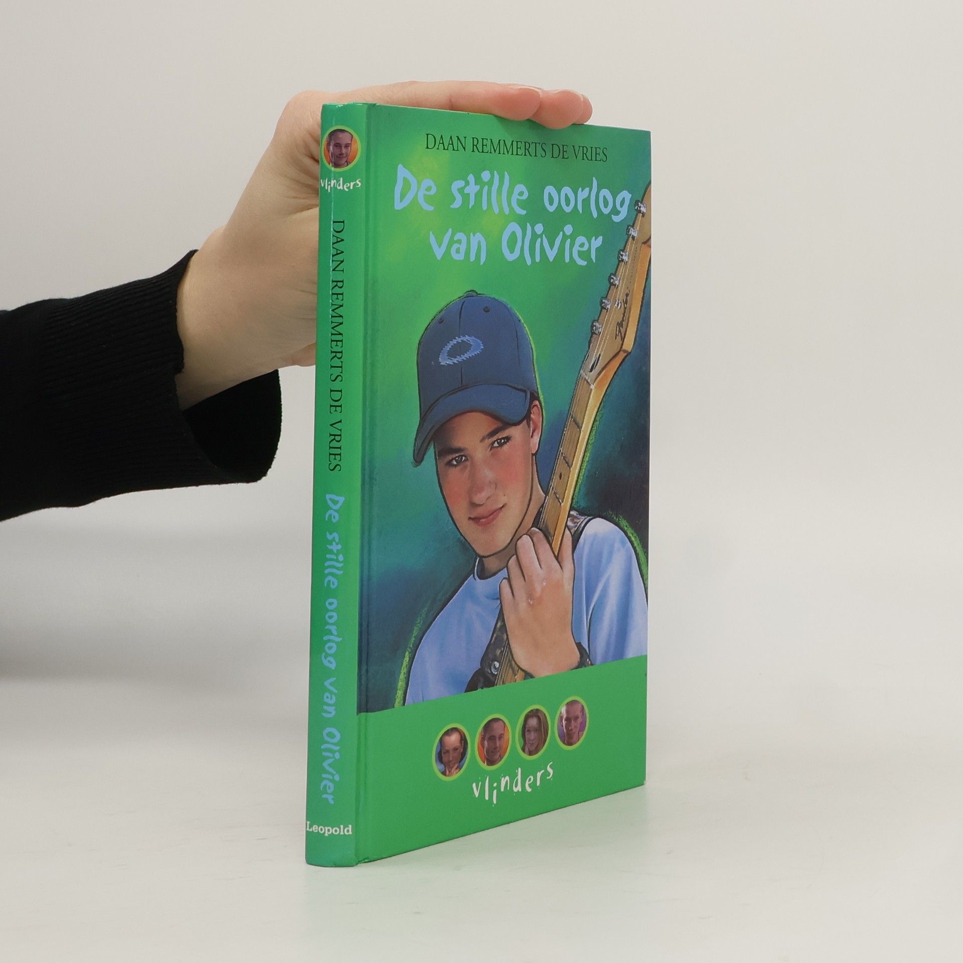 Daan Remmerts de Vries Vlinders: De stille oorlog van Olivier