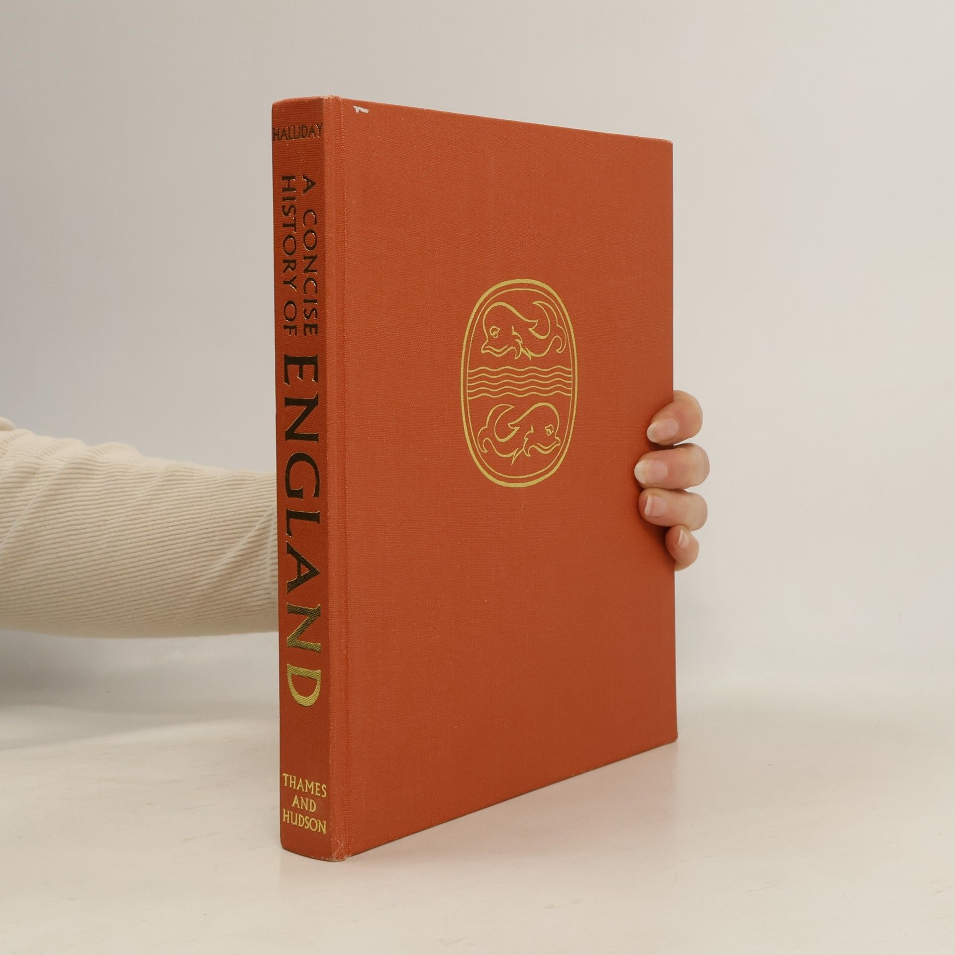 F. E. Halliday A Concise History of England From Stonehenge to the atomic Age