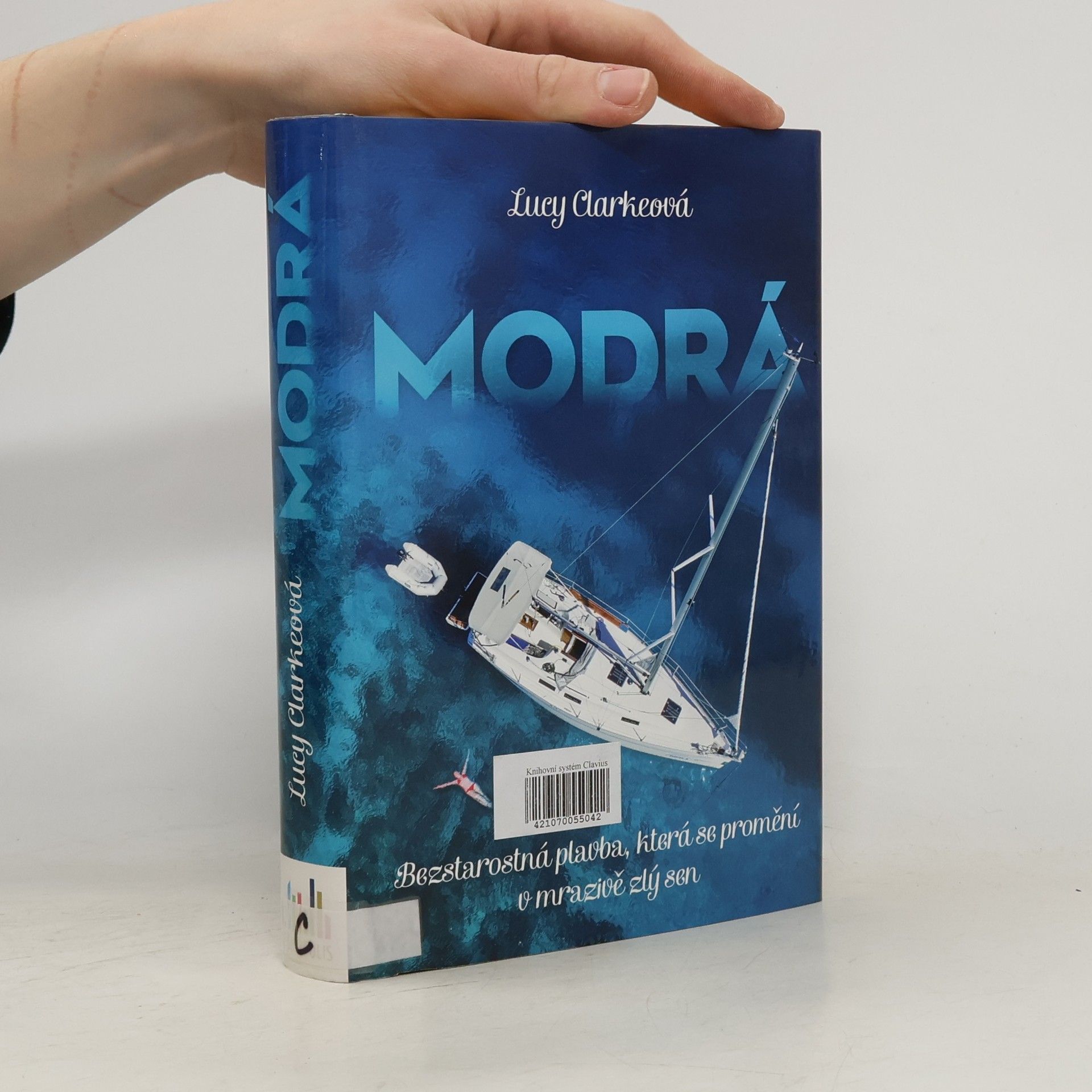 Lucy Clarke Modrá
