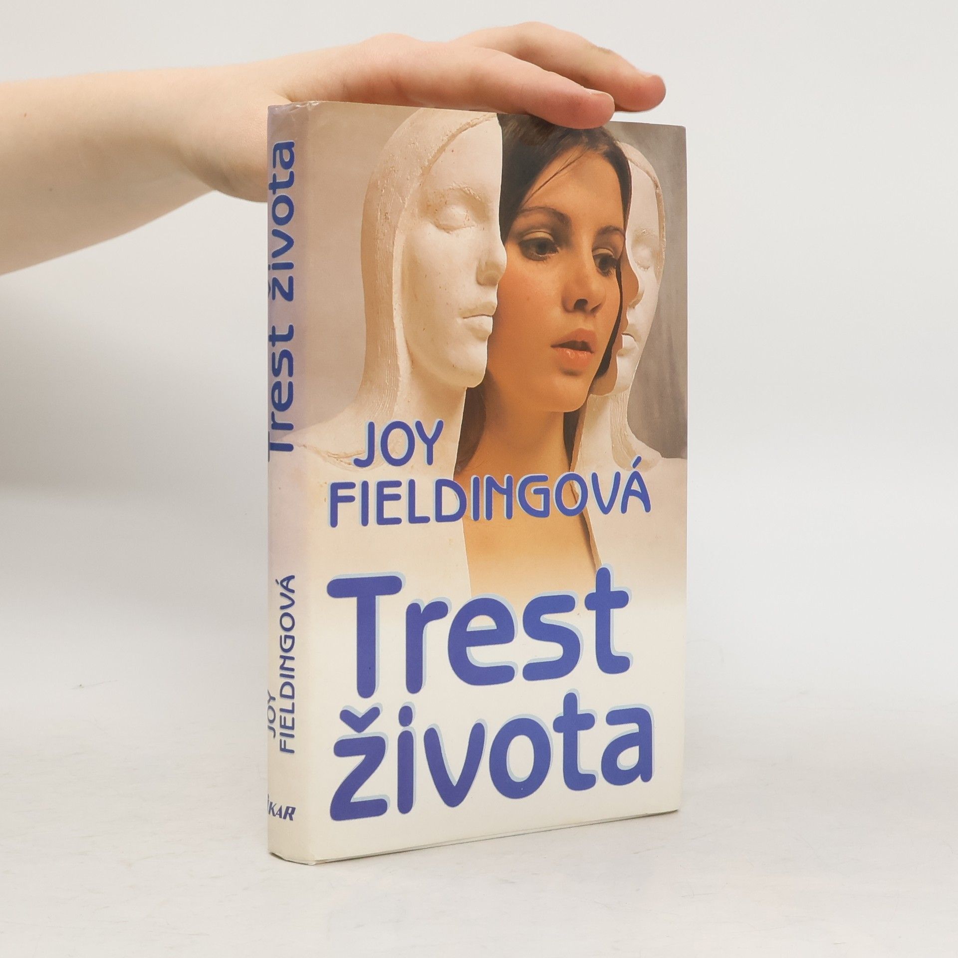 Joy Fielding Trest života
