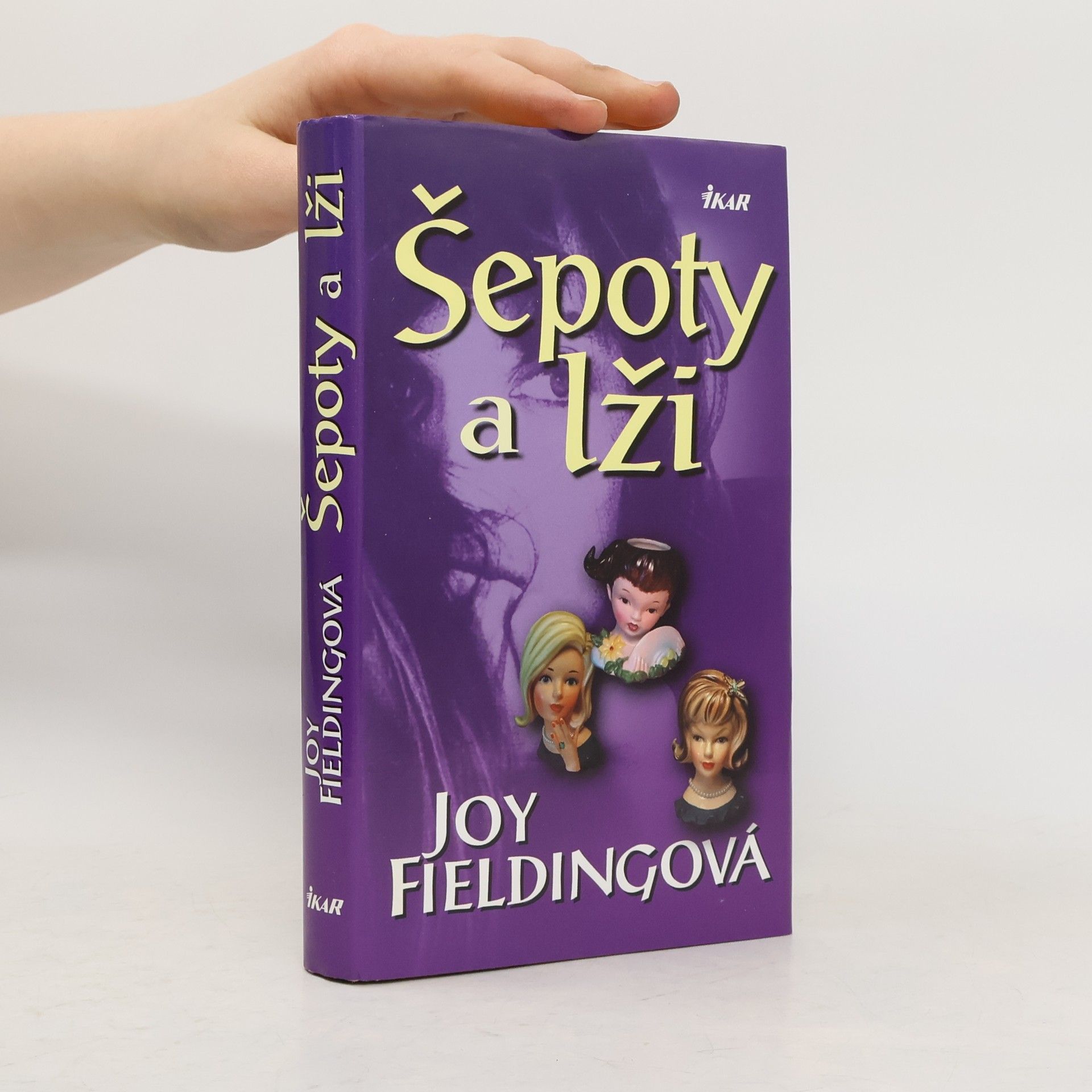 Joy Fielding Šepoty a lži