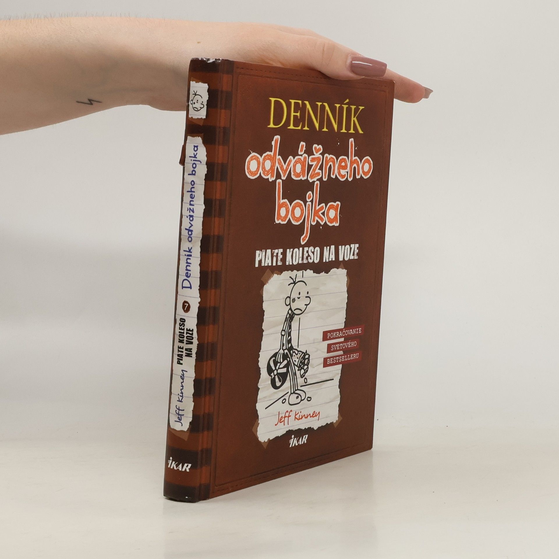 Jeff Kinney Denník odvážneho bojka 7. Piate koleso na voze