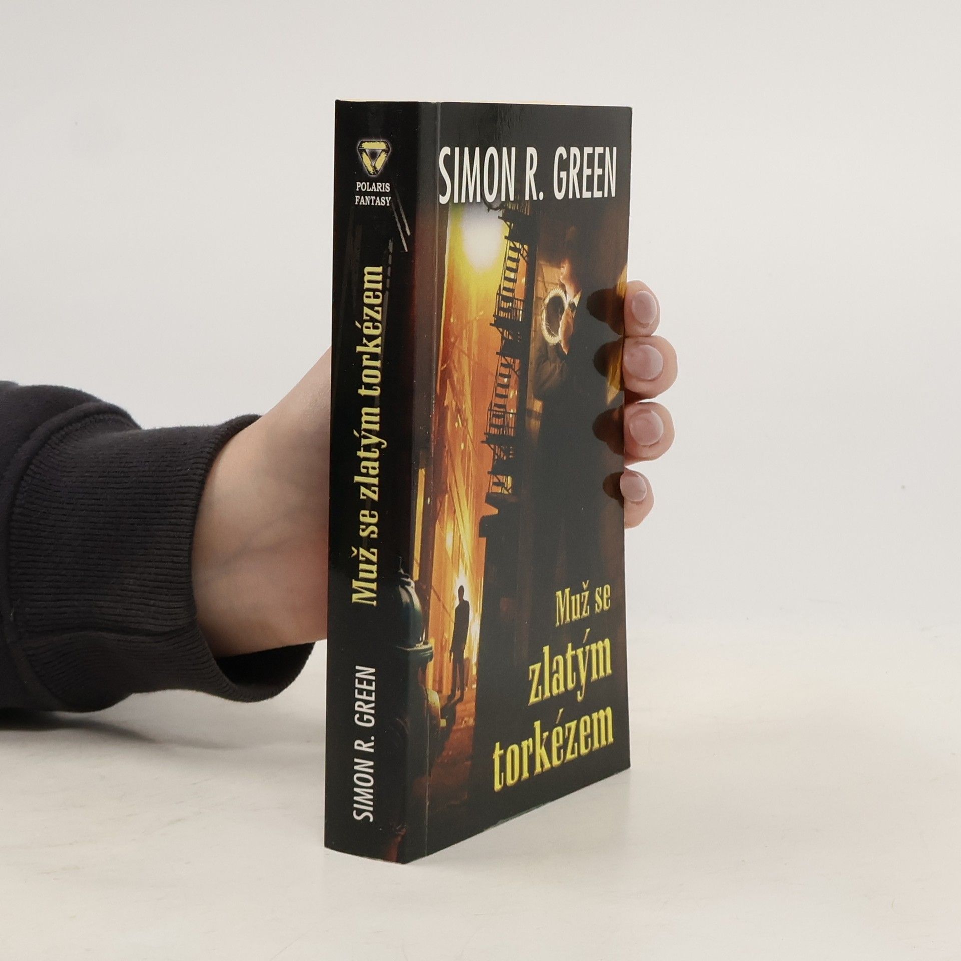 Simon R. Green Muž se zlatým torkézem