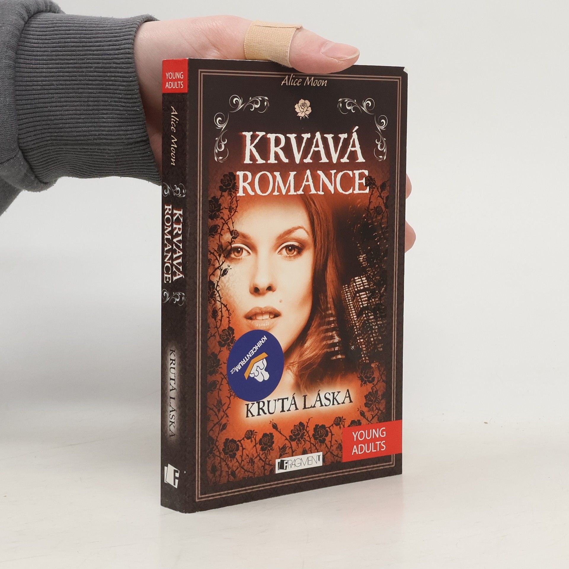 Alice Moon Krvavá romance. Krutá láska