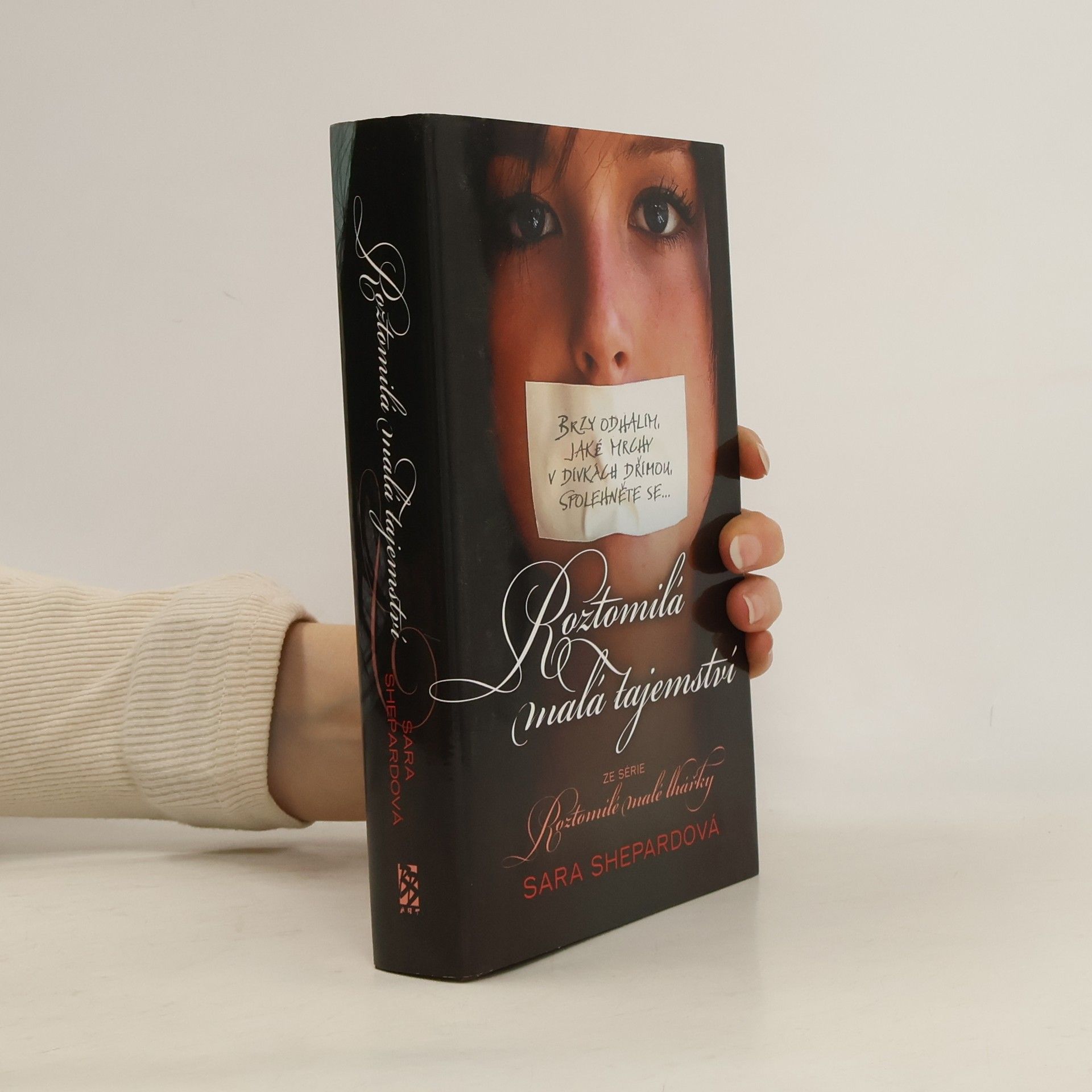 Sara Shepard Roztomilá malá tajemství