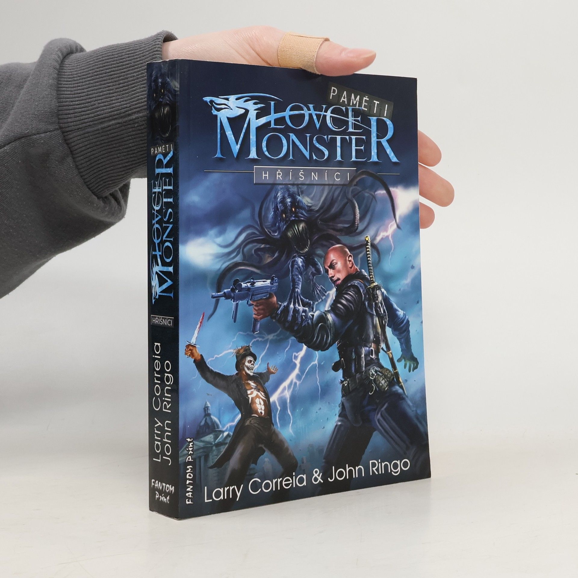 Larry Correia Paměti lovce monster 2. díl. Hříšníci