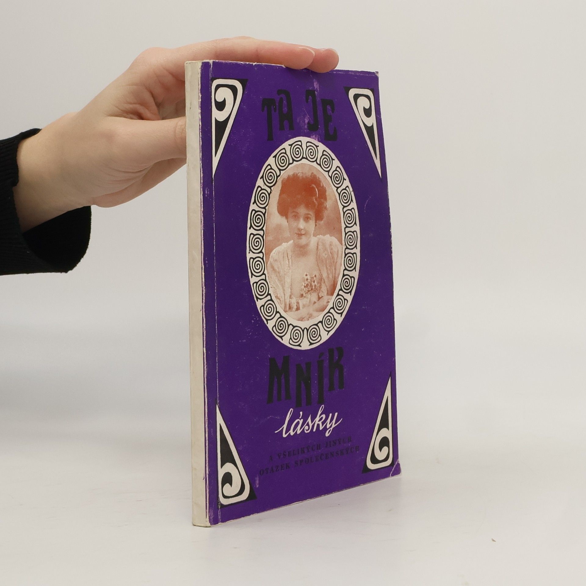 Kolektiv autorů Tajemník lásky a všelikých jiných otázek společenských