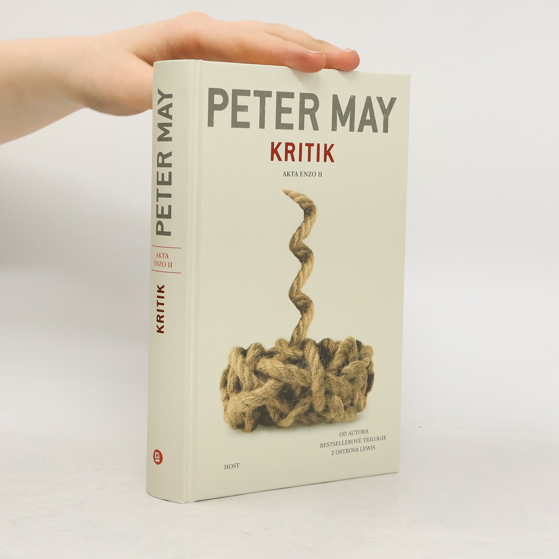 Peter May Kritik