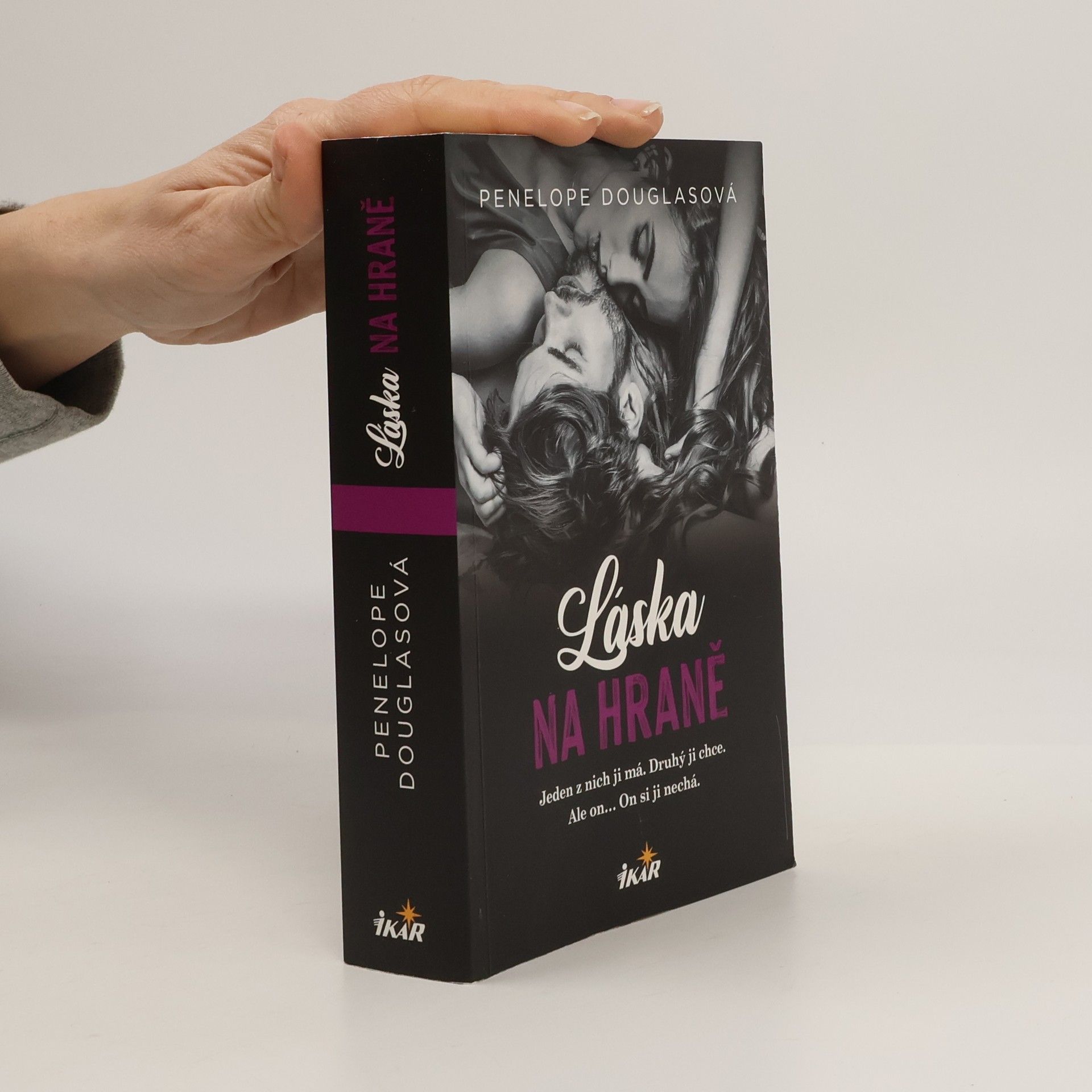 Marcela Nejedlá Láska na hraně