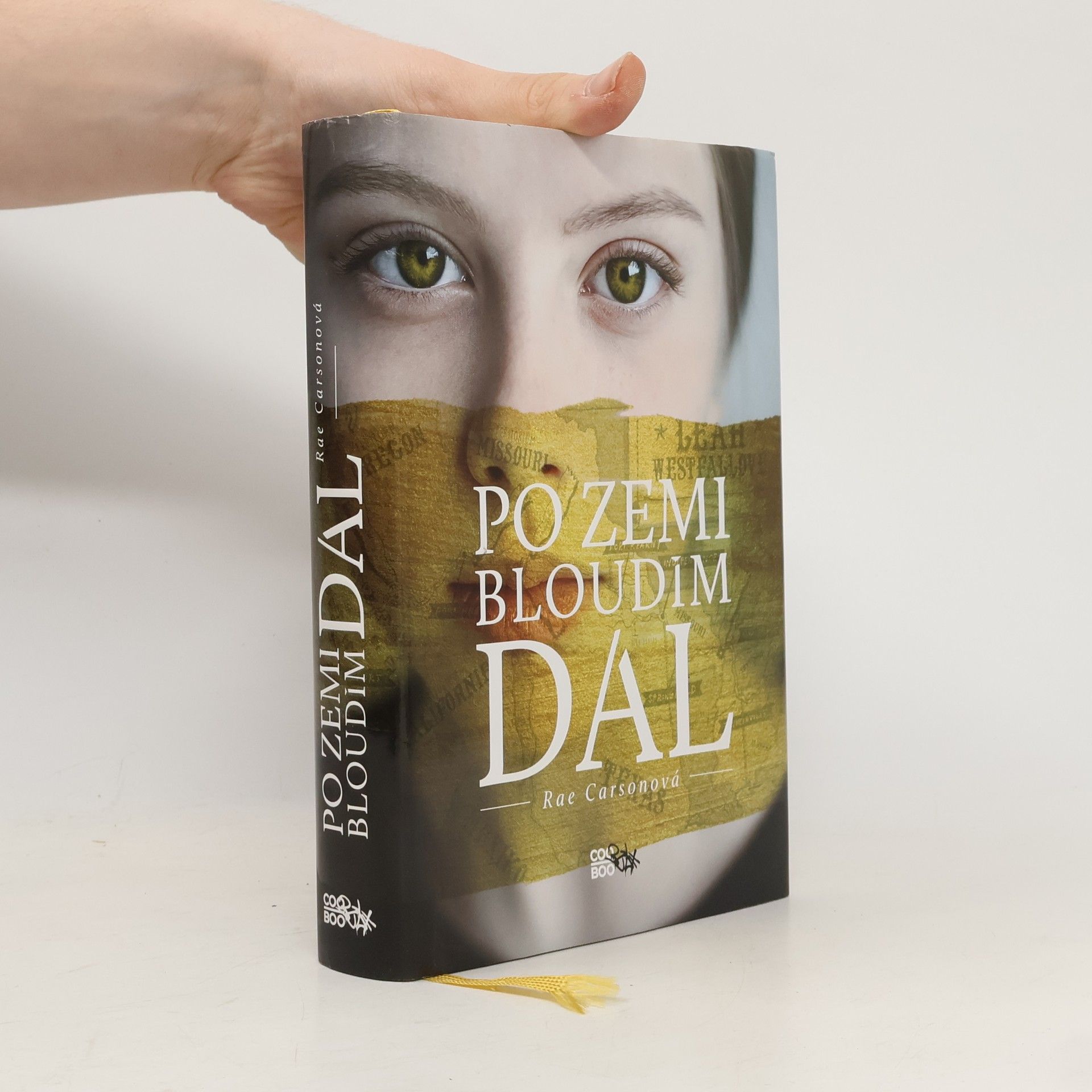 Rae Carson Po zemi bloudím dál