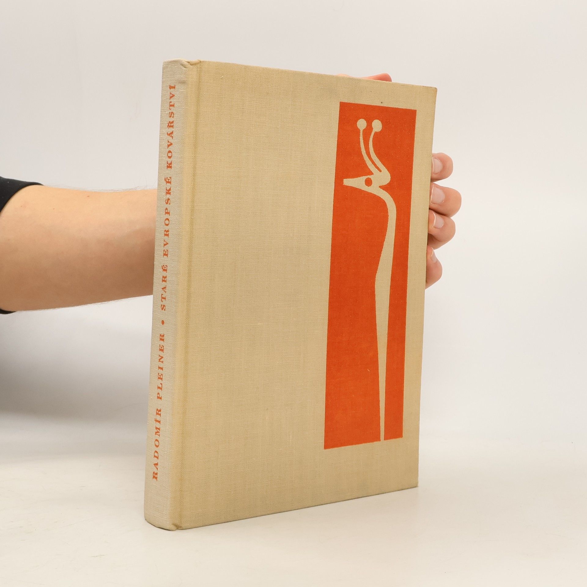 Radomír Pleiner Staré evropské kovářství. Stav metografického výzkumu