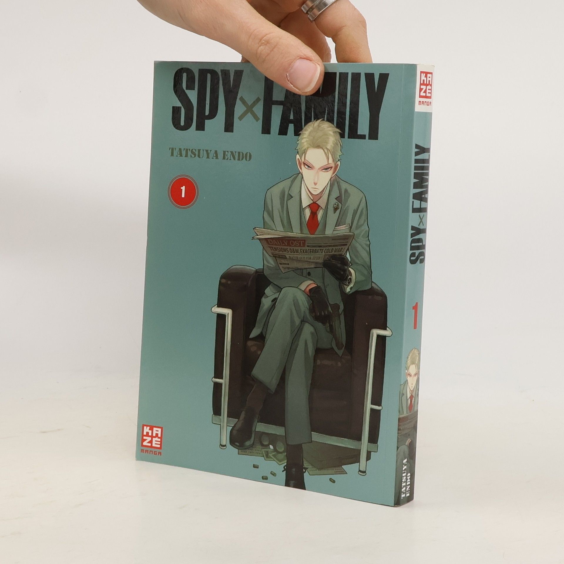 Tacuja Endó Spy x Family 1