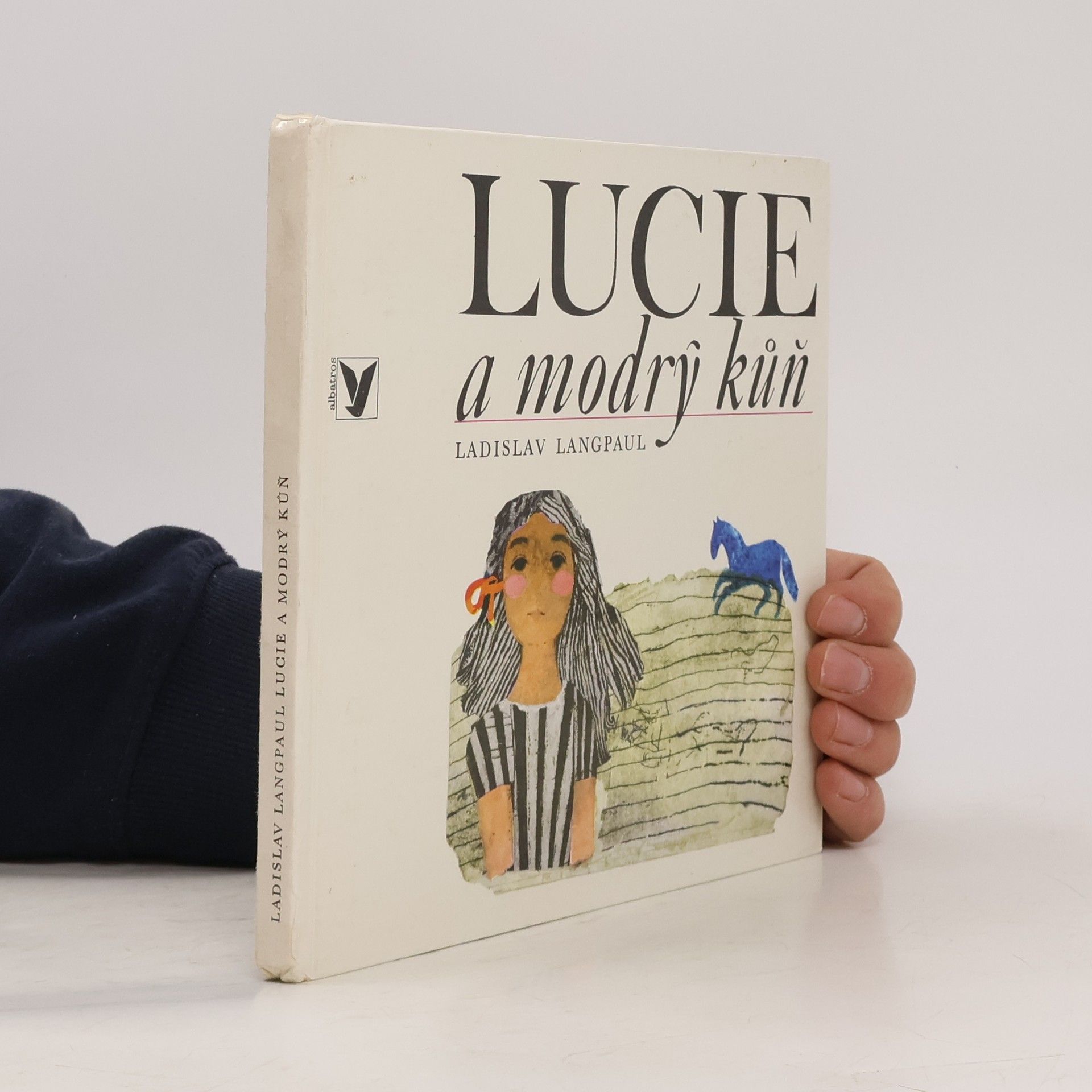 Lucie a modrý kůň