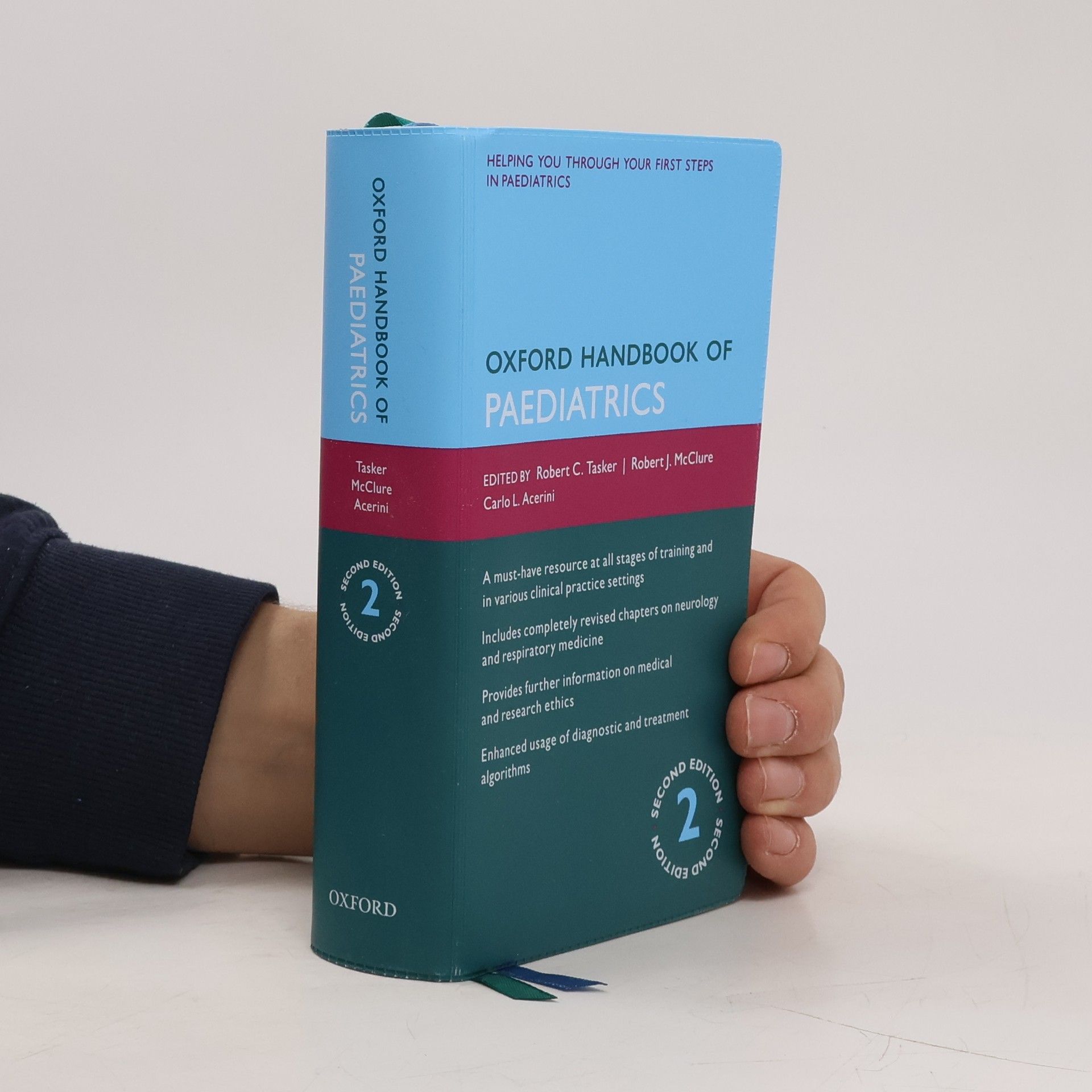 Robert C. Robert Charles Tasker Oxford handbook of paediatrics